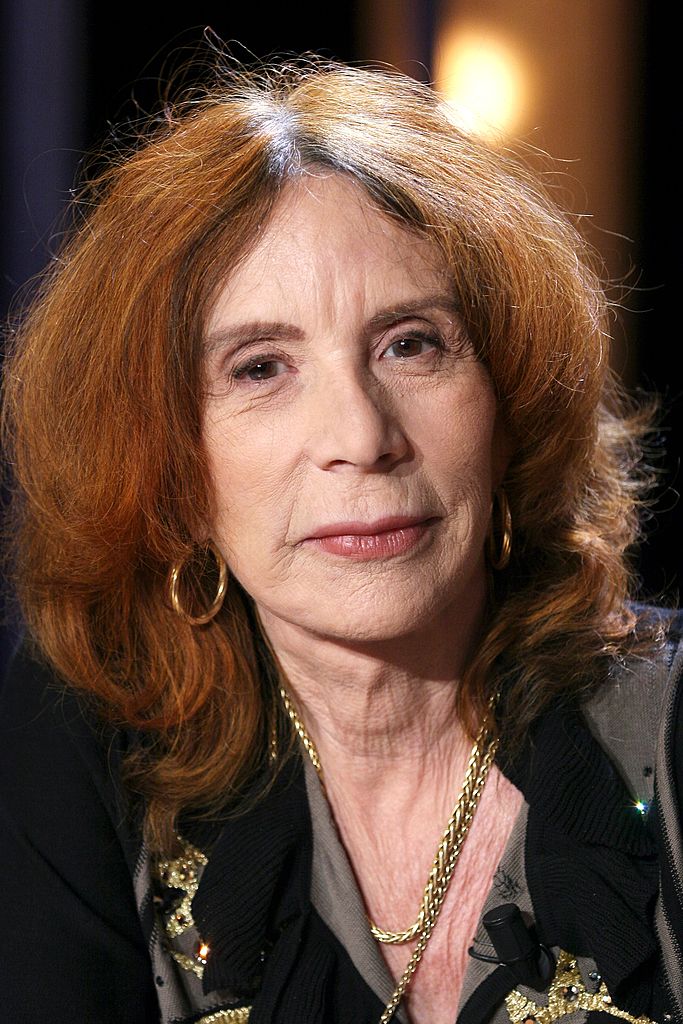 Madeleine Chapsal dans le talk-show télévisé "Vol de nuit" | Photo : Getty Images Madeleine Chapsal dans le talk-show télévisé "Vol de nuit" | Photo : Getty Images