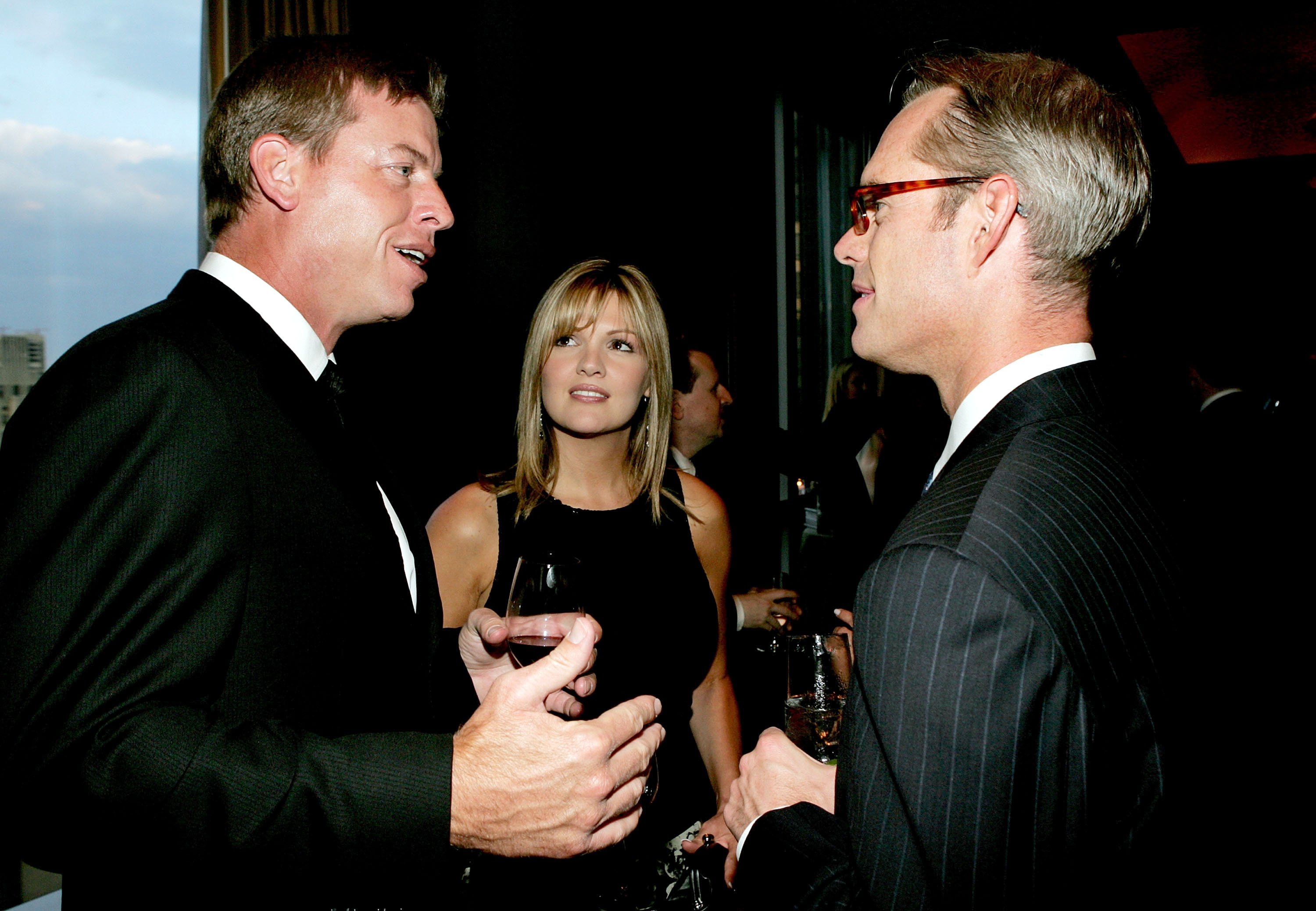 Joe Buck and Troy Aikman in conversation with Rhonda Worthey at the Syracuse University's S.I. Newhouse School of Public Communications Gala May 3, 2005, in New York City. | Source: Getty Images