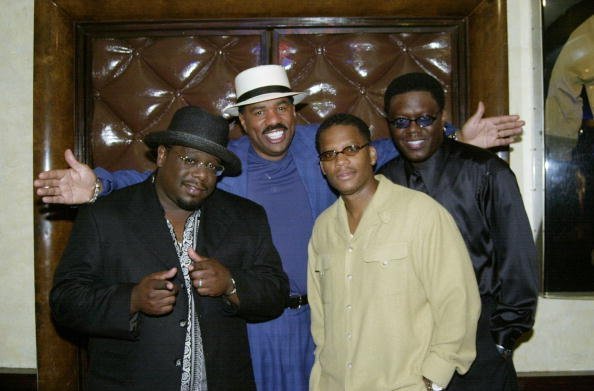  Cedric the Entertainer, Steve Harvey, D.L. Hughley and Bernie Mack, stars of the movie "The Original Kings Of Comedy," get together at Planet Hollywood. |Photo:Getty Images