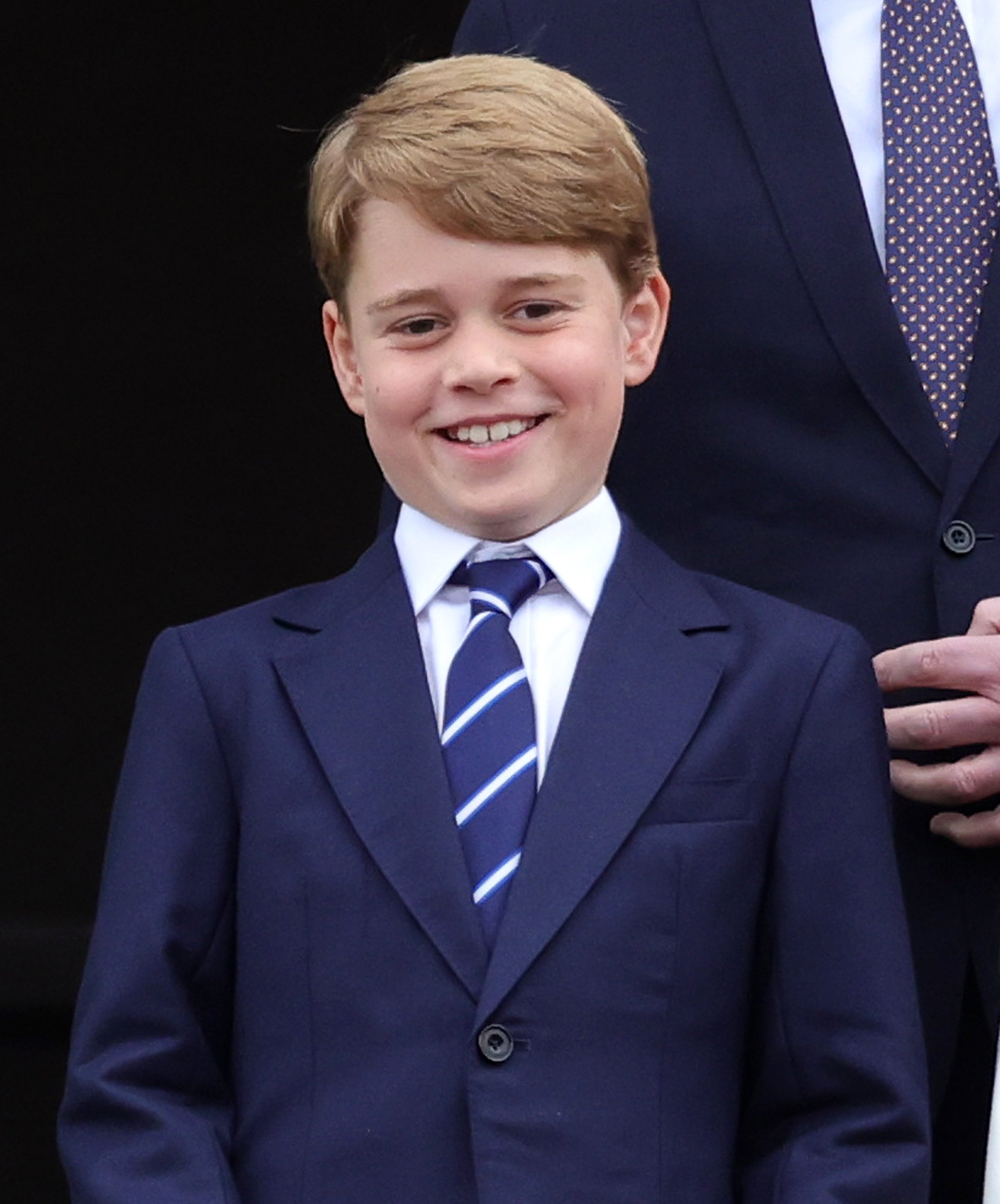 Prens George, 05 Haziran 2022'de Londra, İngiltere'deki Platinum Jübile Yarışması sırasında Buckingham Sarayı'nın balkonunda.  |  Kaynak: Getty Images