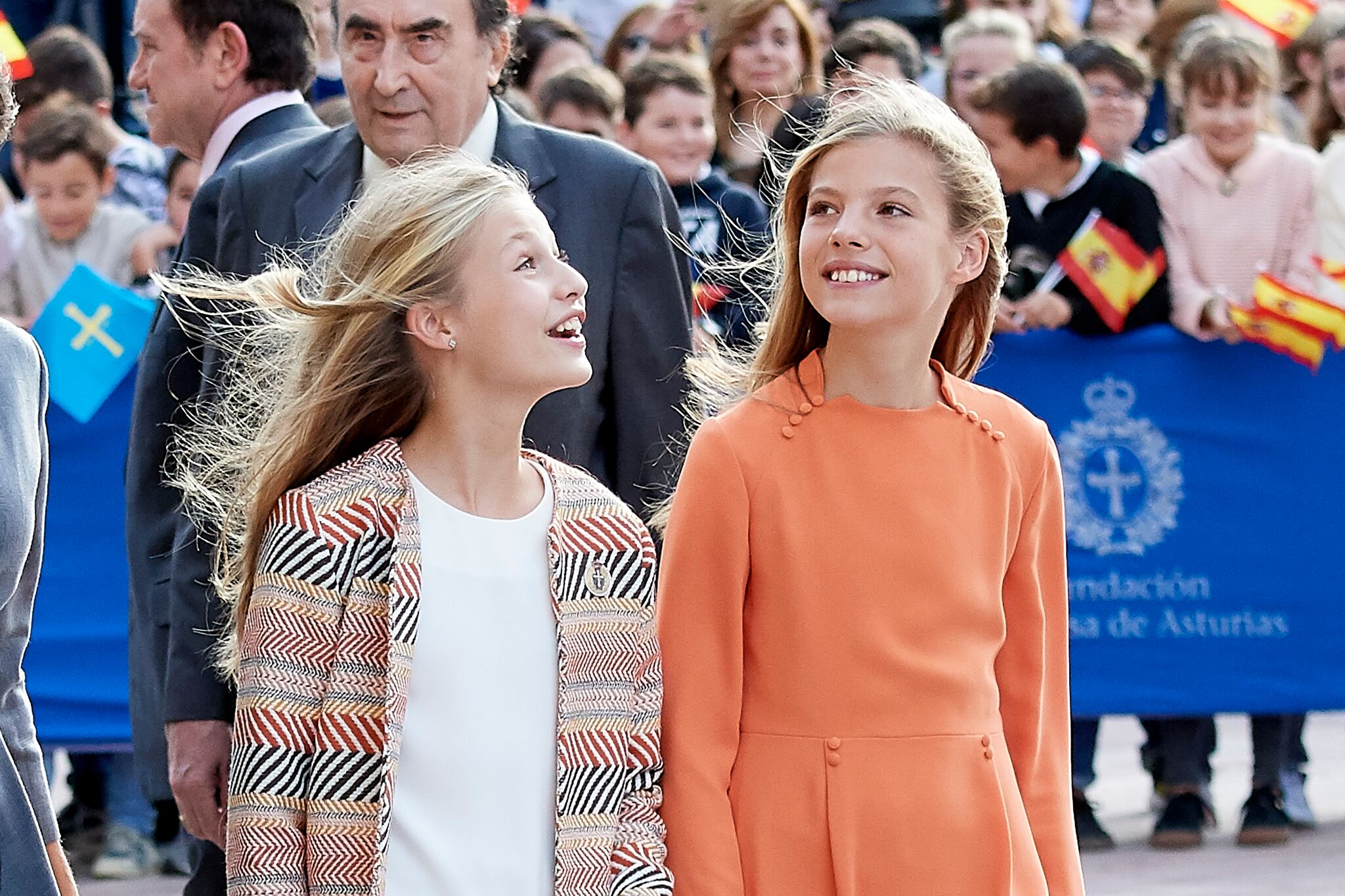 La Princesa Leonor y la Infanta Sofía.│Imagen tomada de: Getty Images La Princesa Leonor y la Infanta Sofía.│Imagen tomada de: Getty Images
