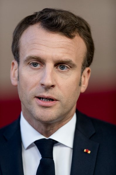 Emmanuel Macron arrive avant une réunion du Conseil européen sur Brexit au bâtiment Europa le 10 avril 2019 à Bruxelles, Belgique. | Photo : Getty Images Emmanuel Macron arrive avant une réunion du Conseil européen sur Brexit au bâtiment Europa le 10 avril 2019 à Bruxelles, Belgique. | Photo : Getty Images