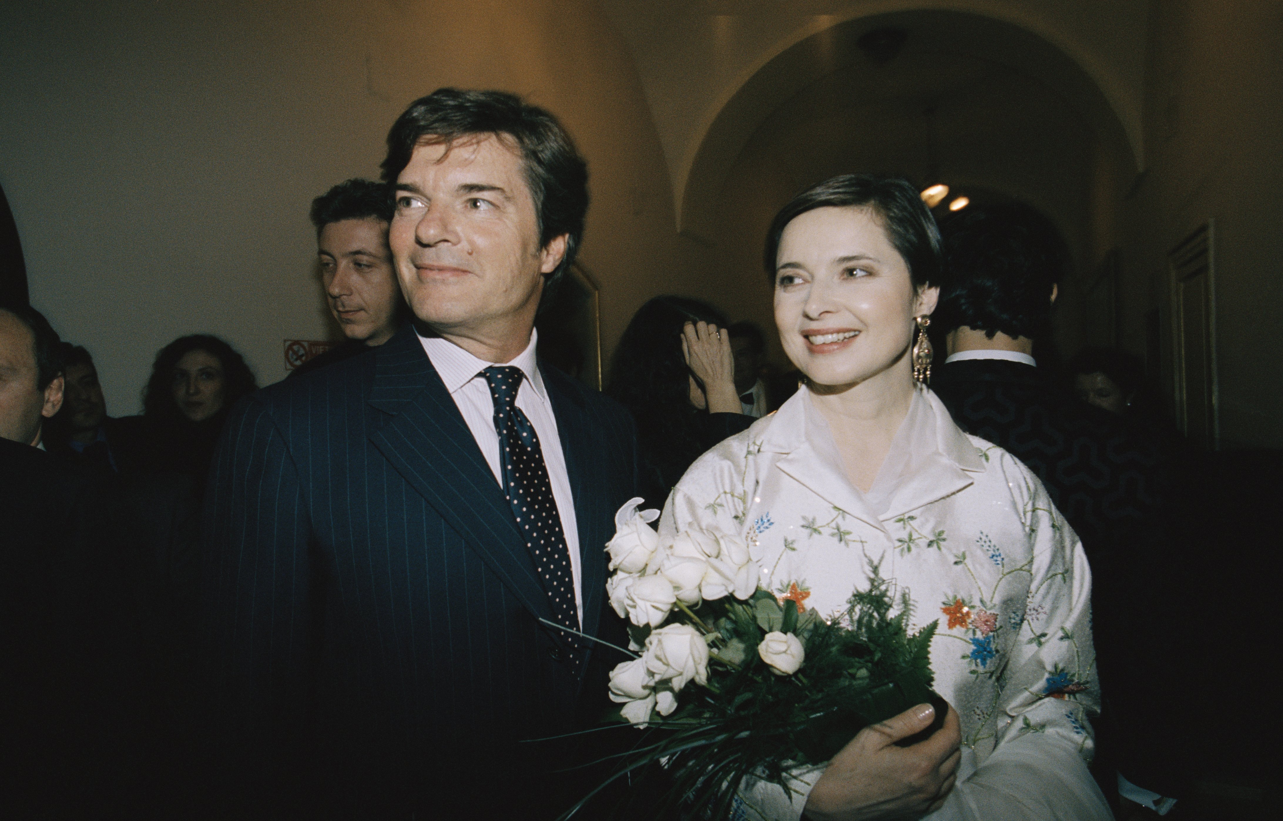 Robertino Rossellini and Isabella Rossellini at the operas Oedipus Rex and Persephone premiere on January 19, 2001, in Naples | Source: Getty Images