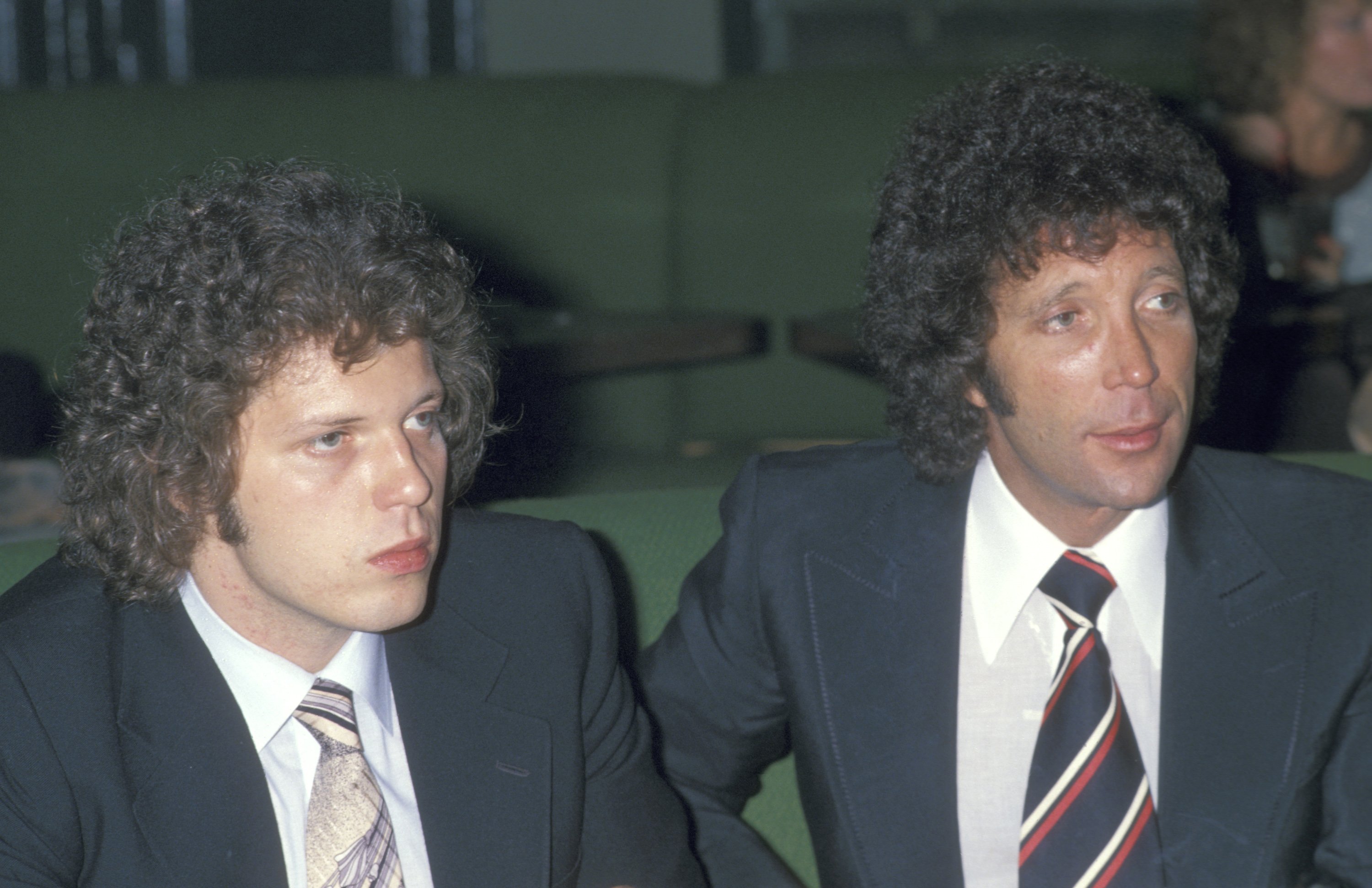 Tom Jones and his son Mark at the 1978 Coty Awards After Party on September 28, 1978 | Source: Getty Images