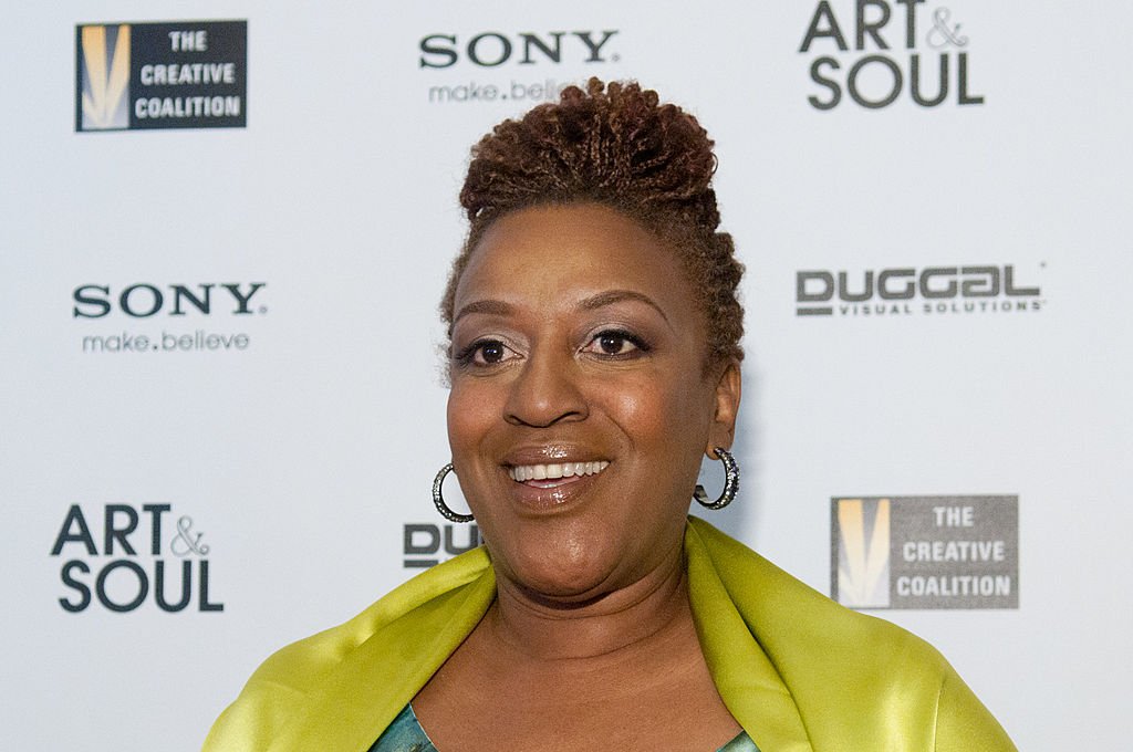 CCH Pounder arrives at the Art & Soul: A Celebration of the American Spirit gala at The Library of Congress on April 29, 2010. | Photo: Getty Images
