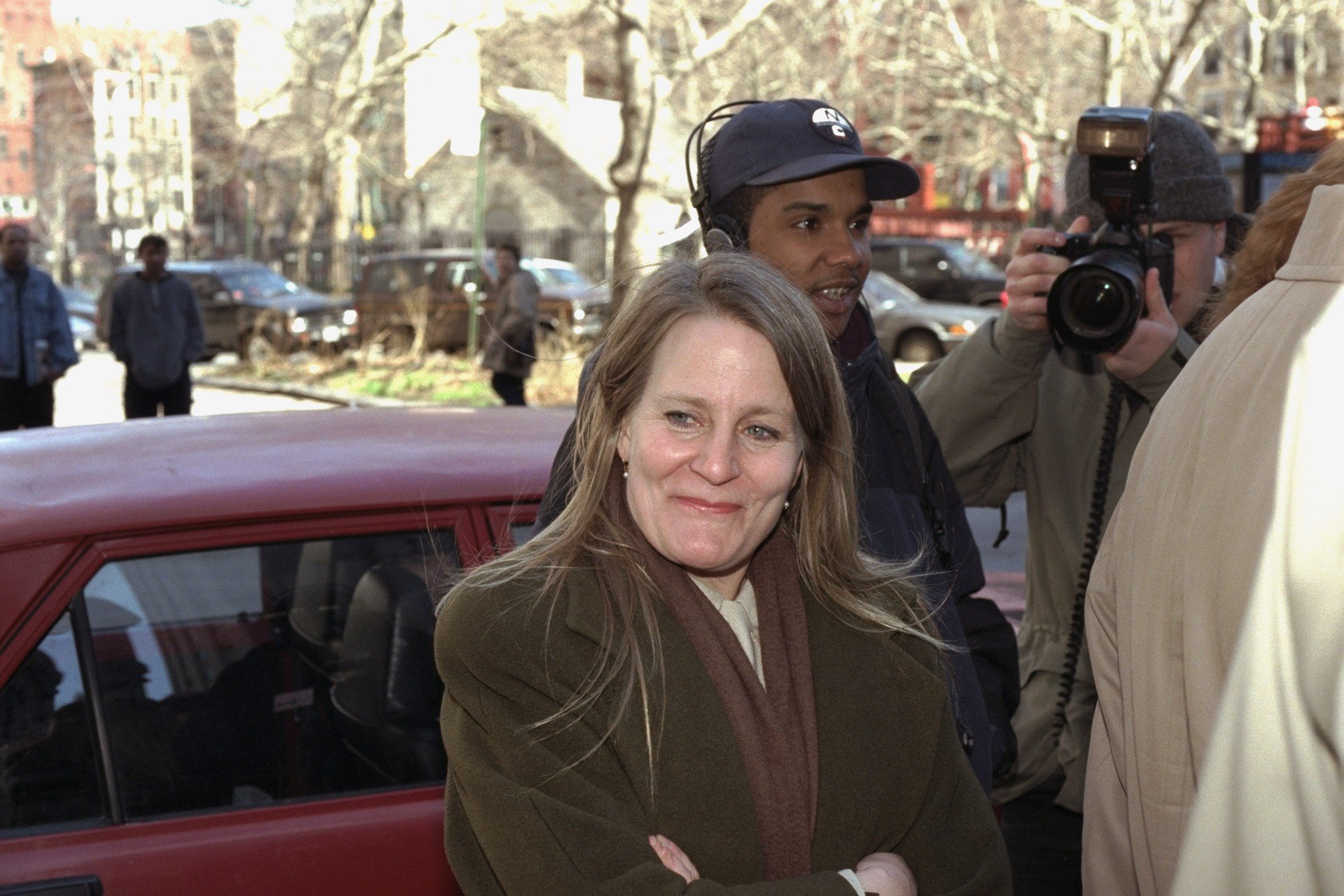 Patricia Brentrup, mother of child actor Macauley Culkin, leaves Supreme Court in Lower Manhattan after winning custody battle against ex-husband on April 1, 1997 | Source: Getty Images