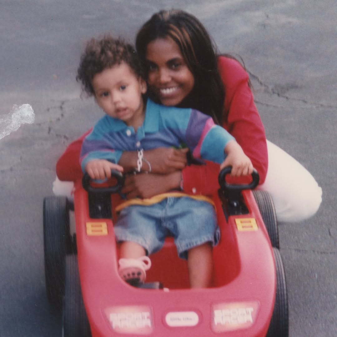 Quincy Brown and Kim Porter pictured outdoors, dated November 2024 | Source: Instagram/quincy
