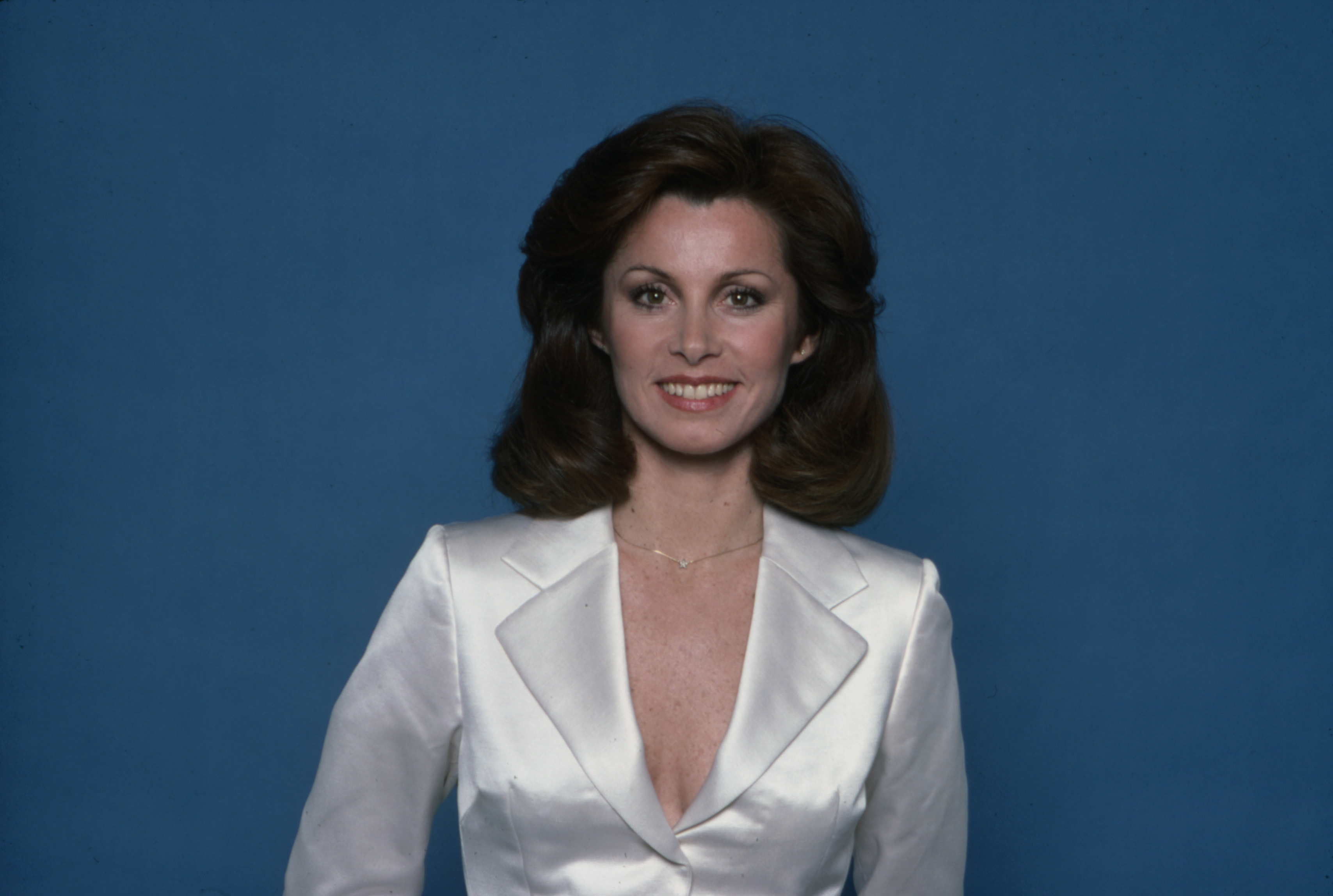 Stefanie Powers photographed for 'The Feather and Father Gang' in 1977 | Source: Getty Images