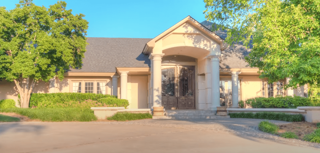 Inside Kenny Rogers' 3.5M Farm Which Has Inspired Much of His