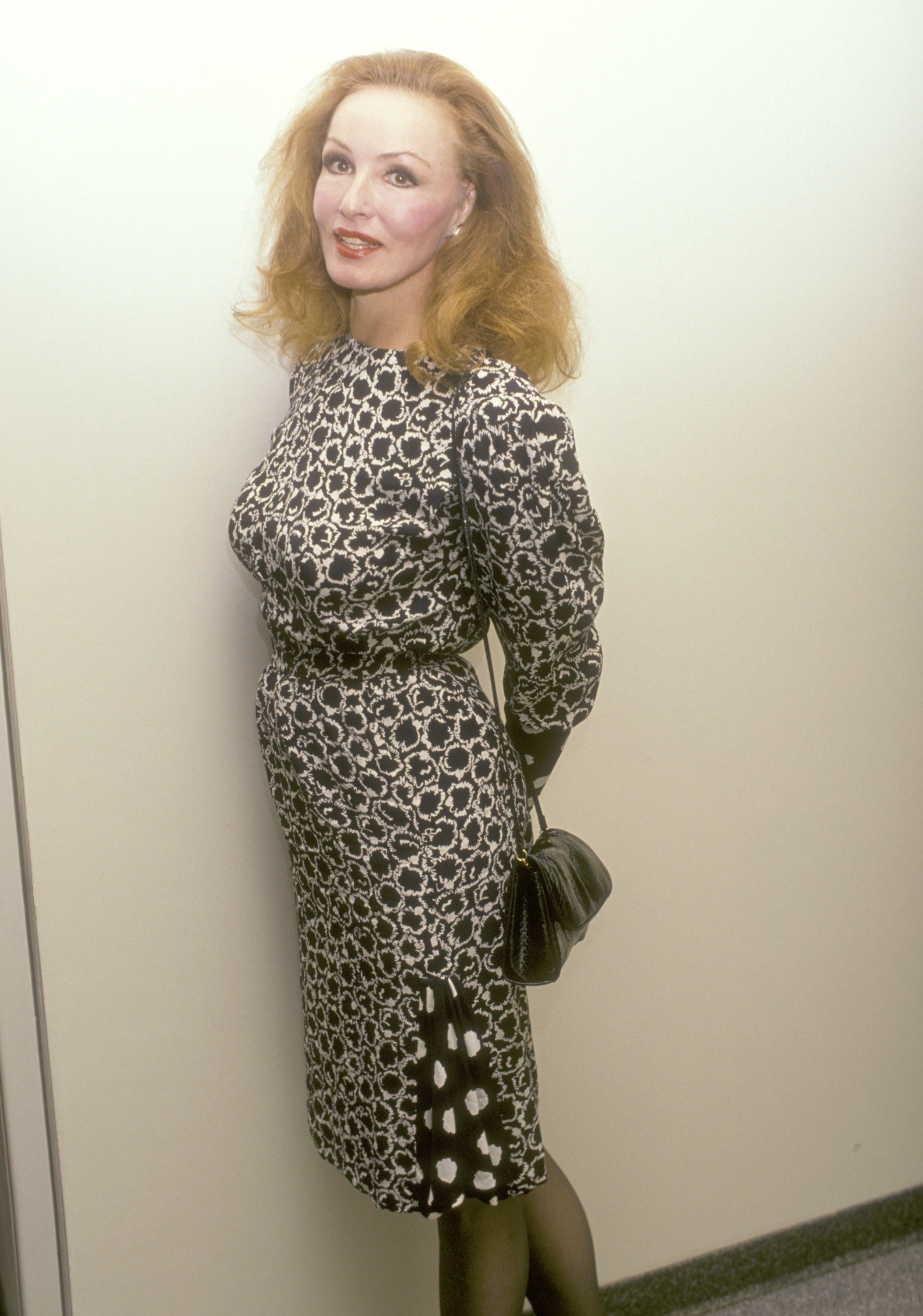 The actress attends the kick-off party for Cedars-Sinai Hospital's Comprehensive Cancer Appearance and Self-Esteem Program on August 29, 1989, in Los Angeles, California. | Source: Getty Images