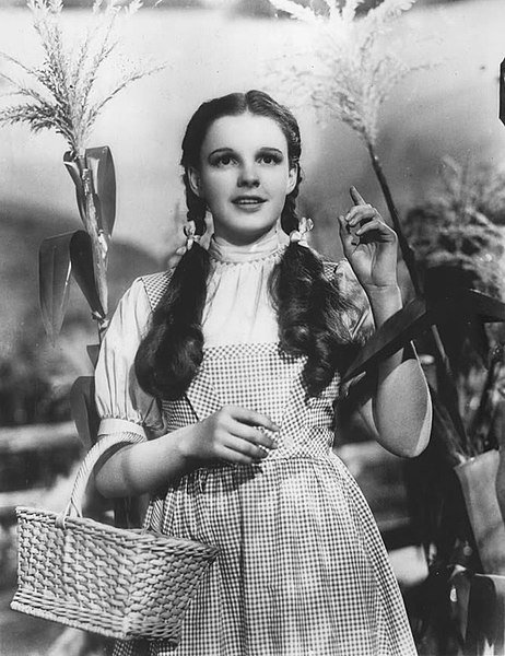 Judy Garland in "The Wizard of Oz." I Image: Wikimedia Commons.
