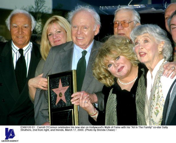Carroll O'Connor le 17 mars 2000. | Source : Getty Images.