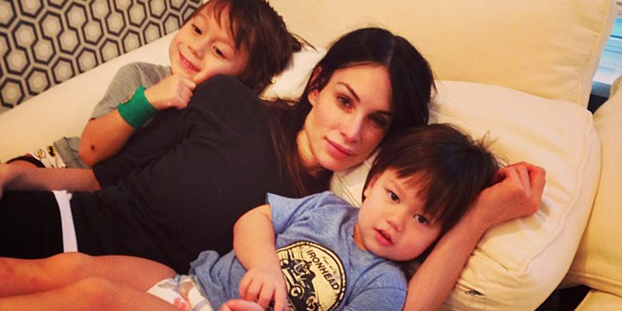 Shawna Loyer with her sons Asher and Shay Ever | Source: Instagram/donsoo33