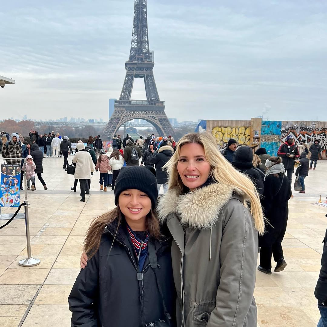 Arabella Kushner and Ivanka Trump pose for a photo, dated December 2022 | Source: Instagram/ivankatrump