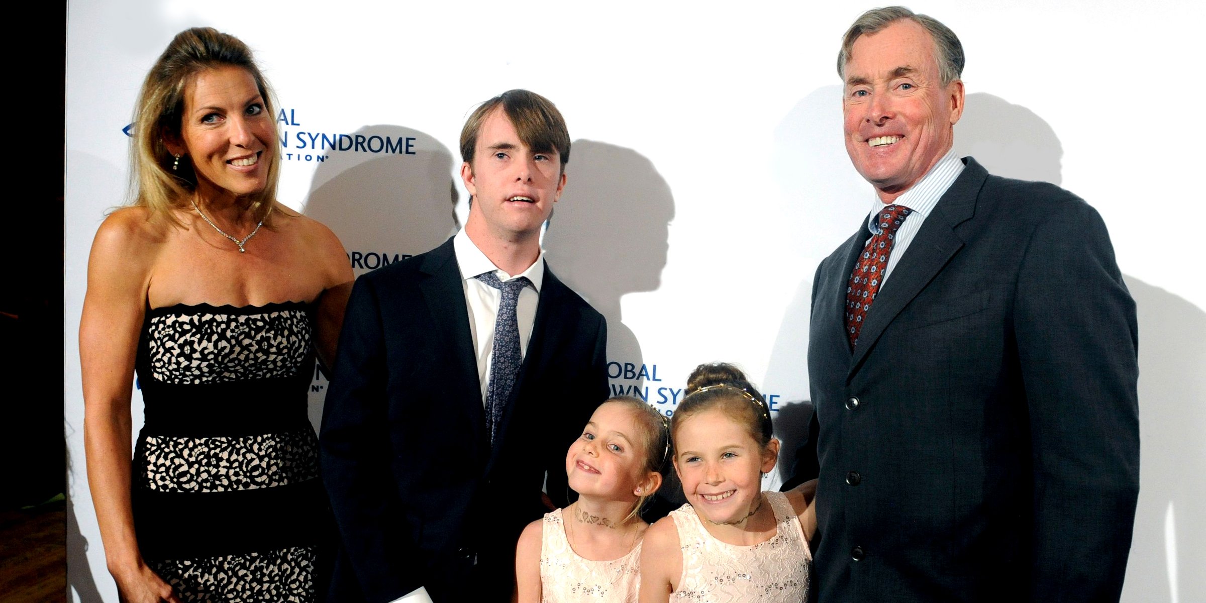 John C. McGinley with his wife Nichole Kessler, son Max, and daughters Kate and Billie, 2016 I Source: Getty Images