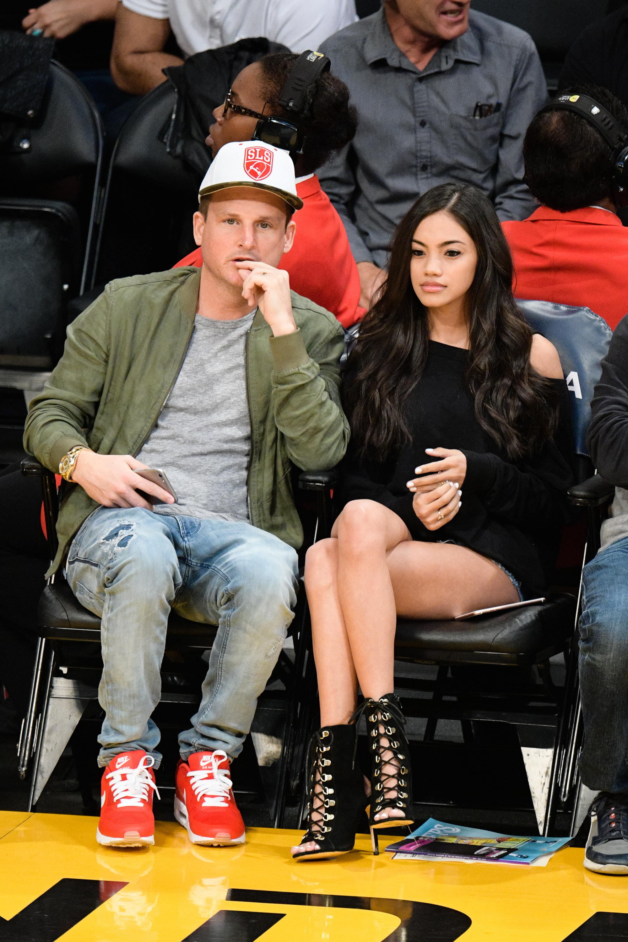 Rob Dyrdek and Bryiana Dyrdek attend a basketball game between the Phoenix Suns and the Los Angeles Lakers at Staples Center on November 6, 2016, in Los Angeles, California. | Source: Getty Images