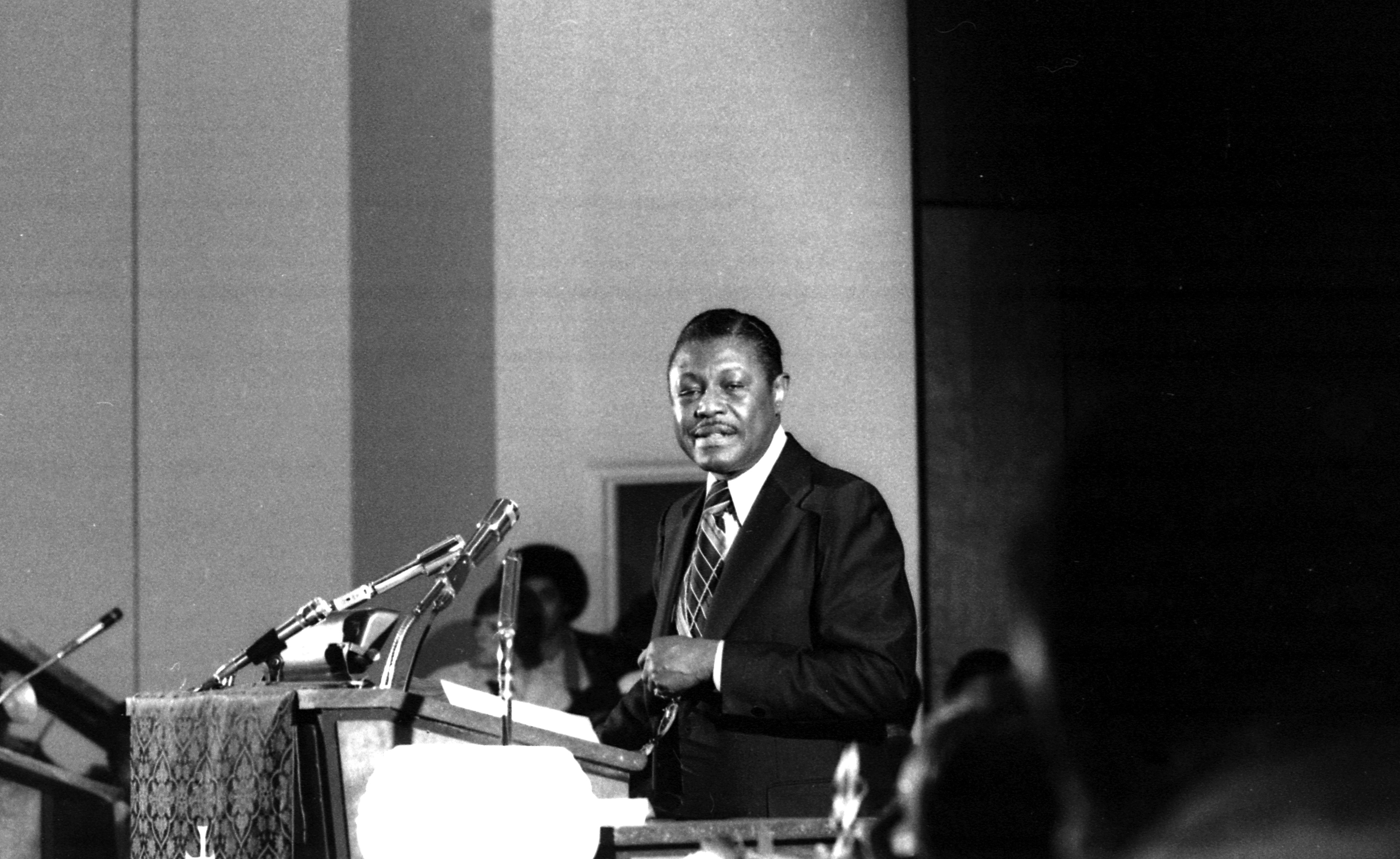 C. L. Franklin, (Clarence LaVaughn Franklin) Pastor of New Bethel Baptist Church, officiating at the funeral service of Florence Ballard, in Detroit on February 27, 1976. | Source: Getty Images