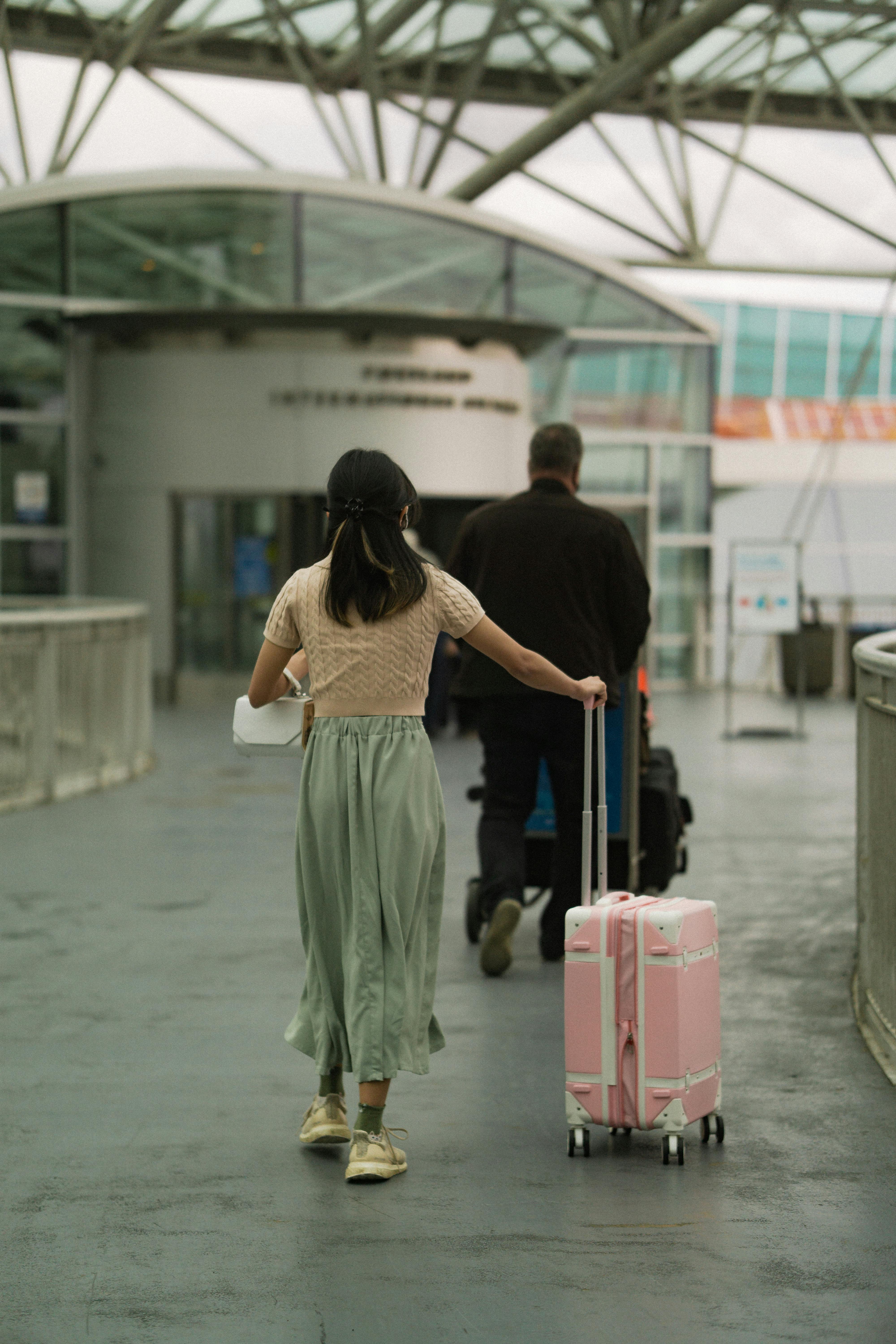 A woman in an airport | Source: Pexels