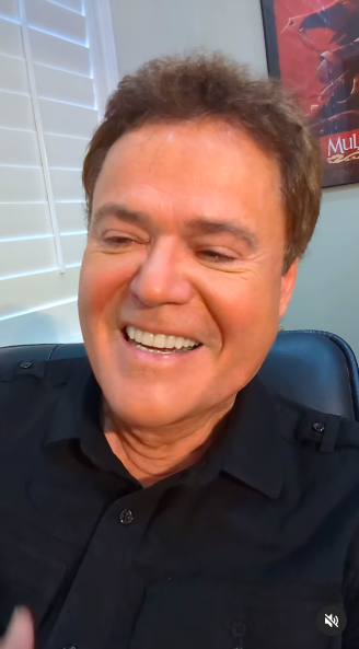 A close-up of Donny Osmond's face from a video, posted on May 31, 2024 | Source: Instagram/donnyosmond