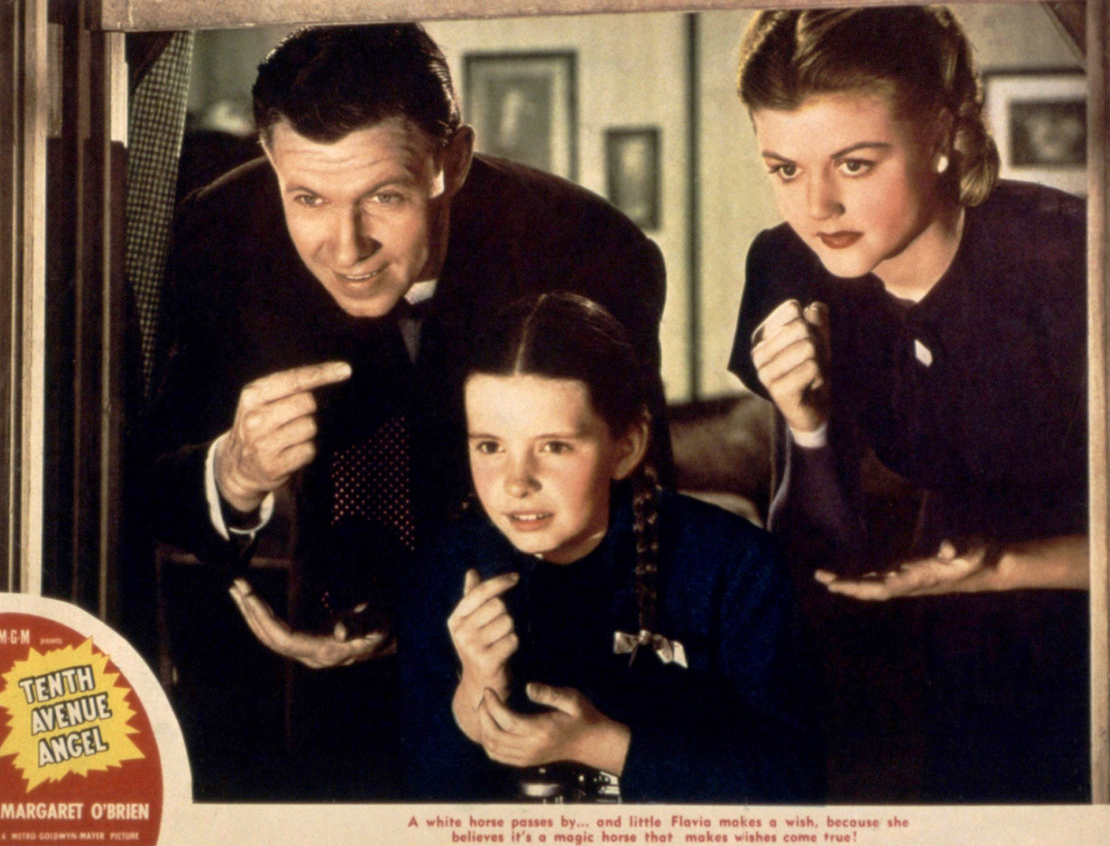 The child star and other actors on the set of "Tenth Avenue Angel" in 1948 | Source: Getty Images
