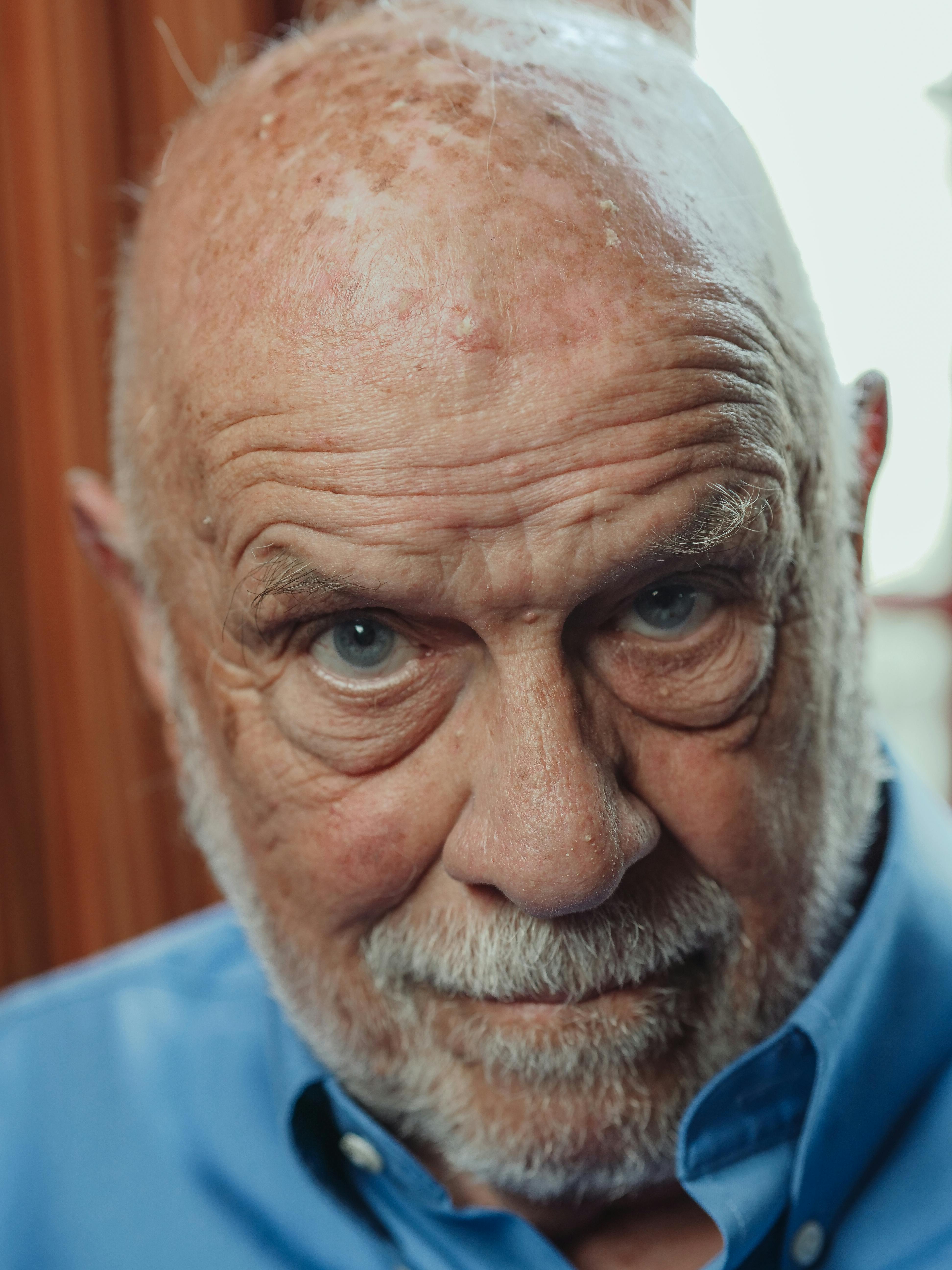 A surprised man | Source: Pexels