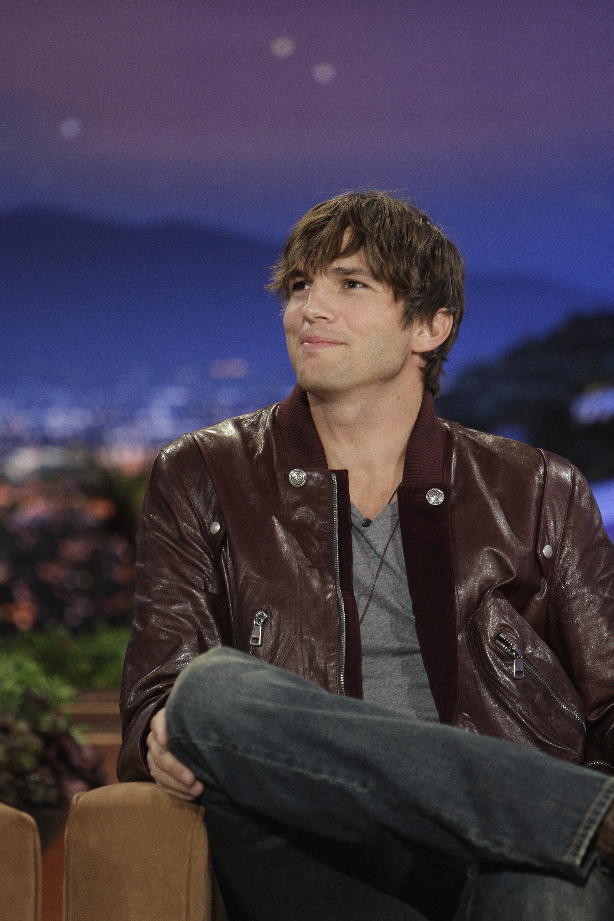 Actor Ashton Kutcher during an interview on August 3, 2009. | Source: Getty Images