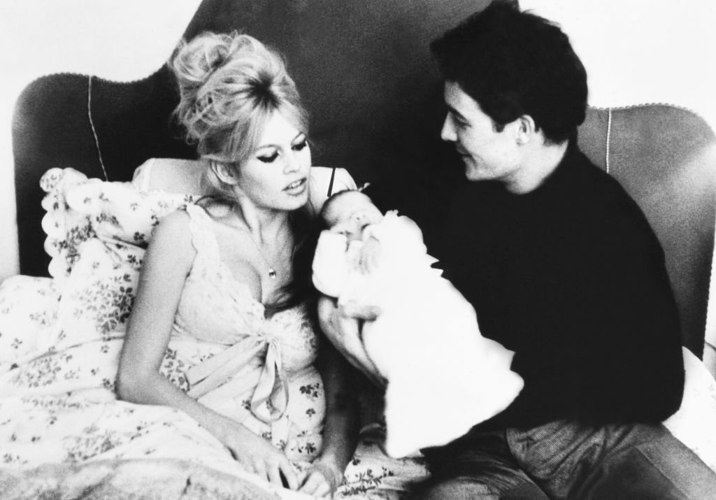 Brigitte Bardot, Jacques Charrier et leur fils Nicolas-Jacques Charrier. | Photo : Getty Images