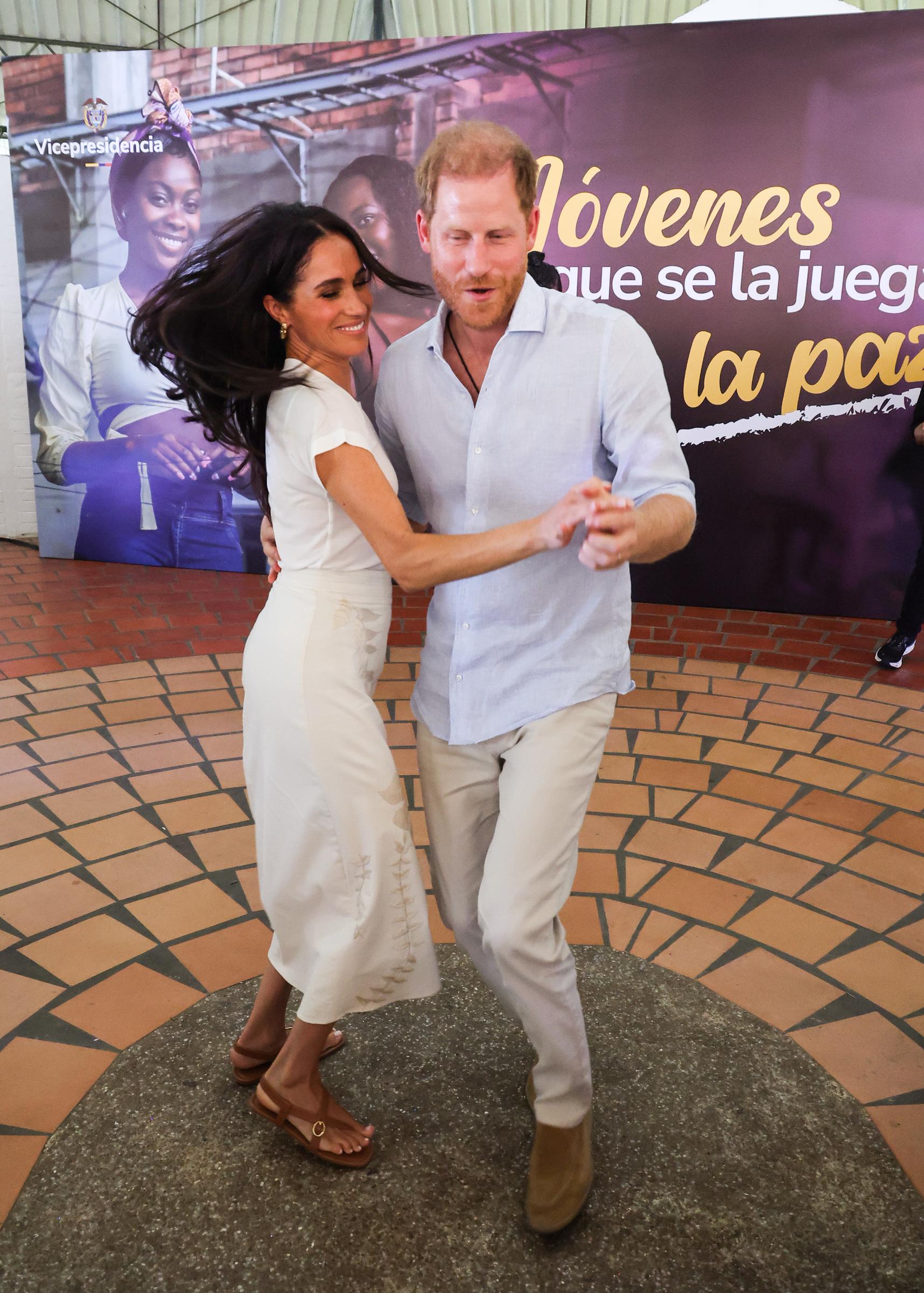 Meghan, Duchess of Sussex and Prince Harry, Duke of Sussex seen at the Unidad Recreativa El Vallad in Cali, Colombia, on August 18, 2024 | Source: Getty Images