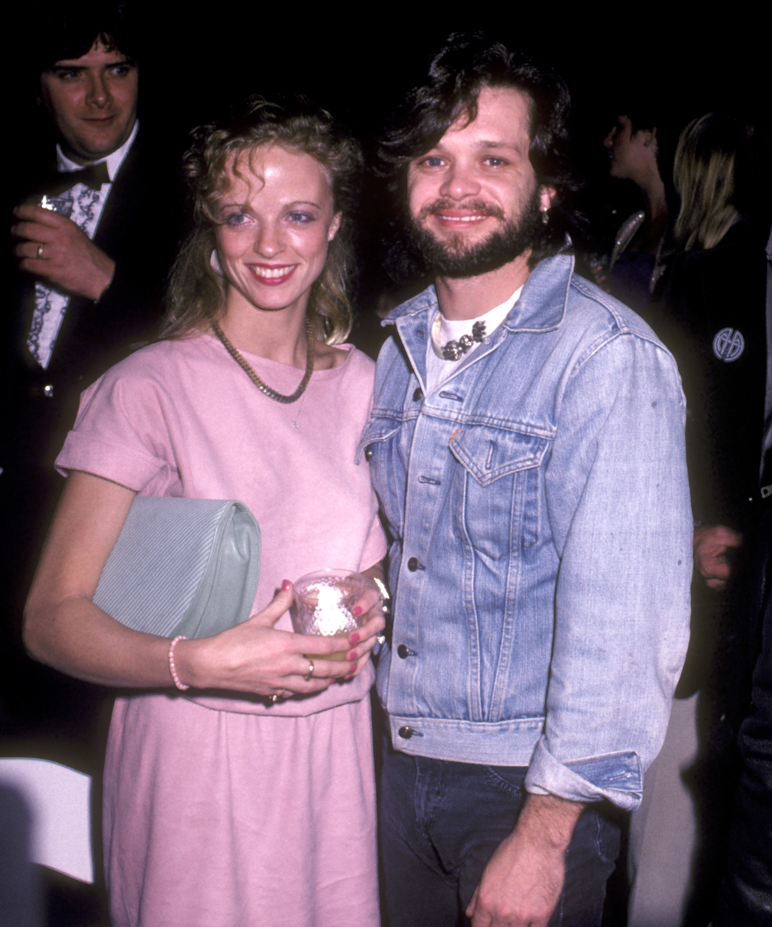 Vicky Granucci and John Mellencamp attend the 10th Annual American Music Awards on January 17, 1981 at Shrine Auditorium in Los Angeles, California. | Source: Getty Images