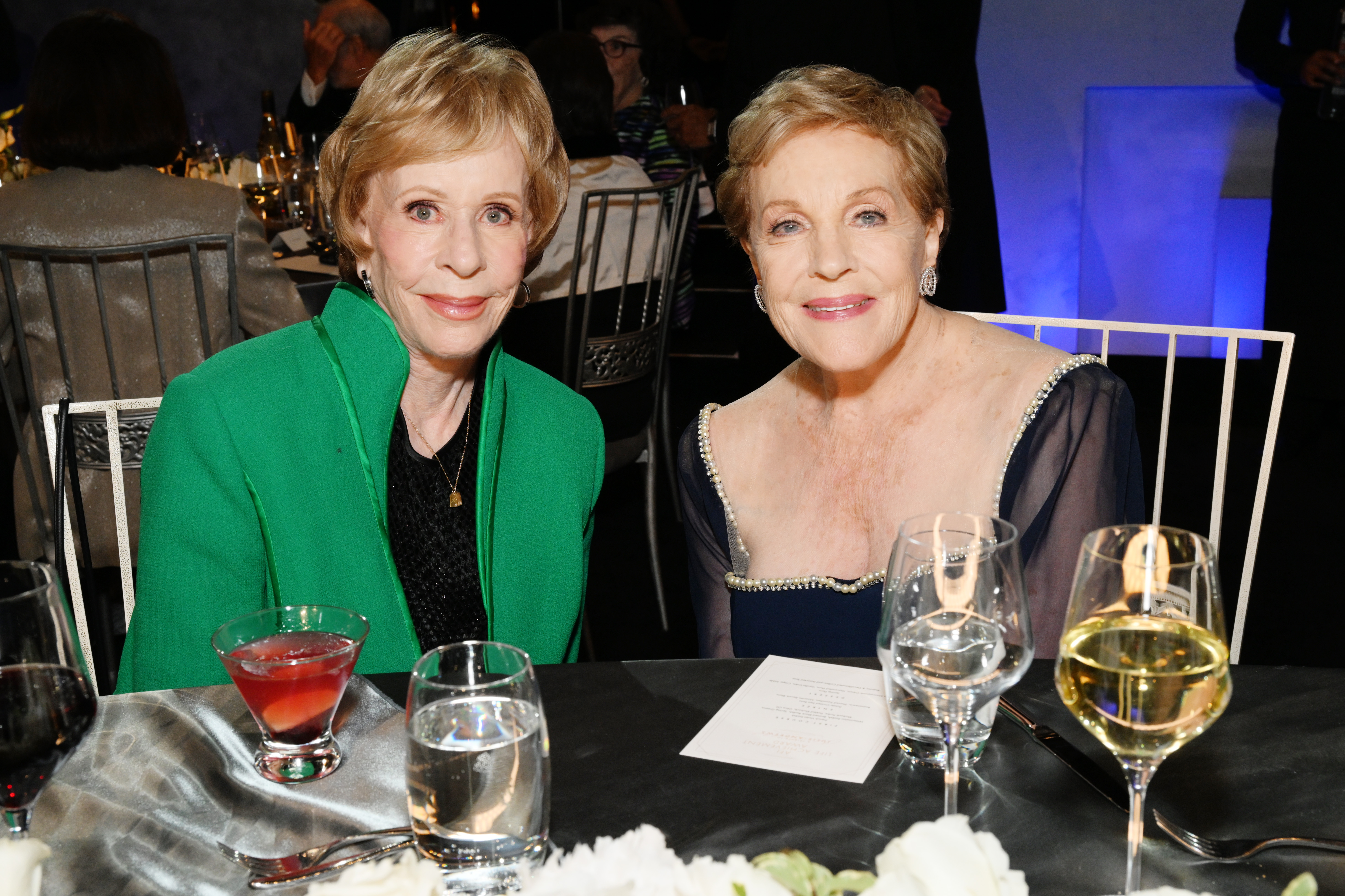 Carol Burnett and Julie Andrews at the AFI Lifetime Achievement Award Gala in Hollywood in June 2022 | Source: Getty Images