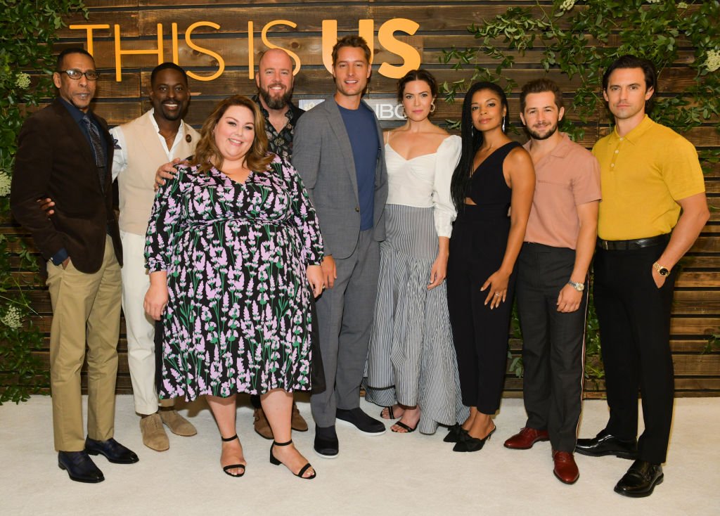Ron Cephas Jones, Sterling K. Brown, Chrissy Metz, Chris Sullivan, Justin Hartley, Mandy Moore, Susan Kelechi Watson, Michael Angarano, and Milo Ventimiglia attend NBC's "This Is Us" Pancakes with the Pearsons at 1 Hotel West Hollywood on August 10, 2019 | Photo: Getty Images