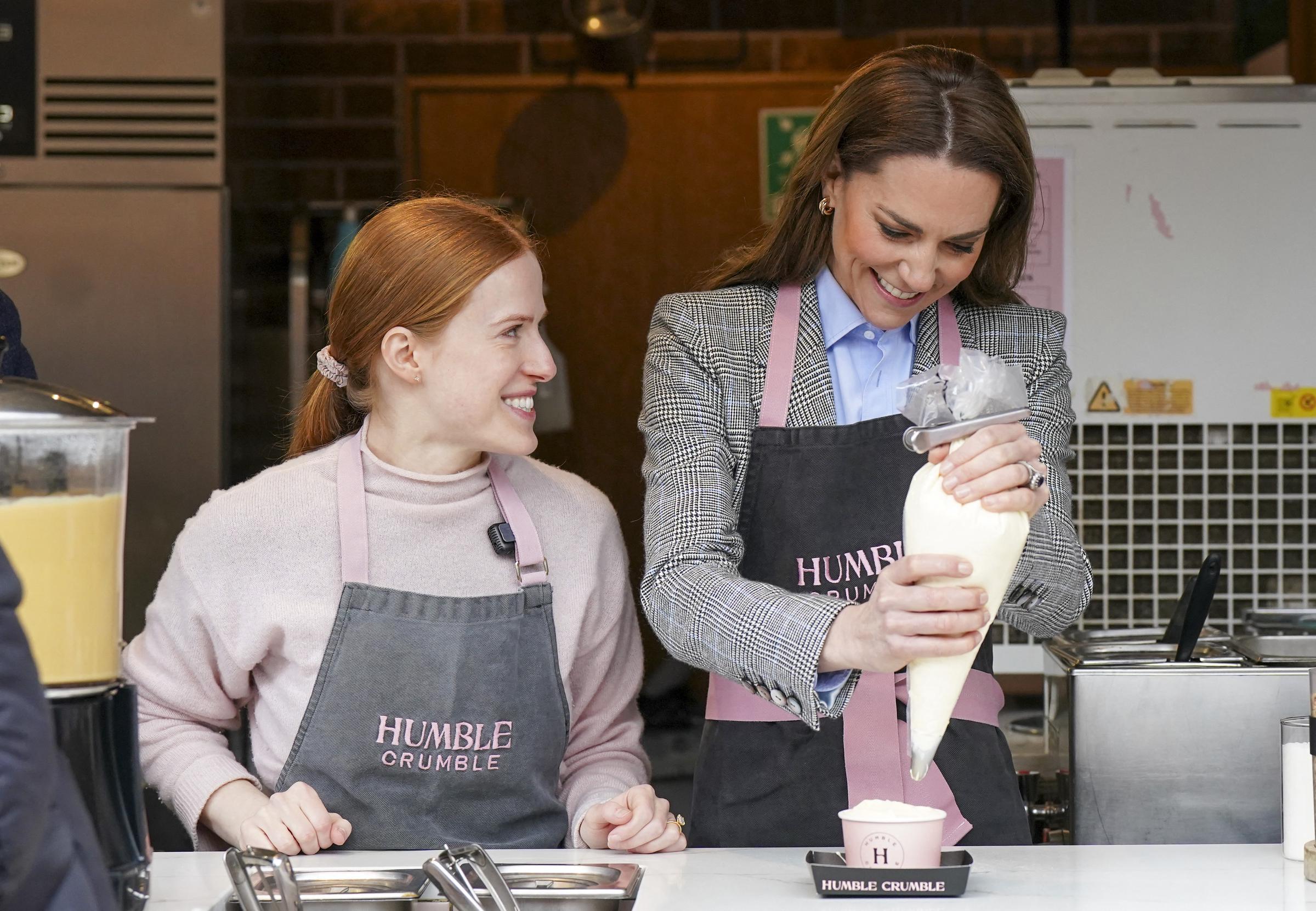 Catherine, Princess of Wales, makes a crumble during a visit to Borough Market on 12 March 2026 in London, England. | Source: Getty Images