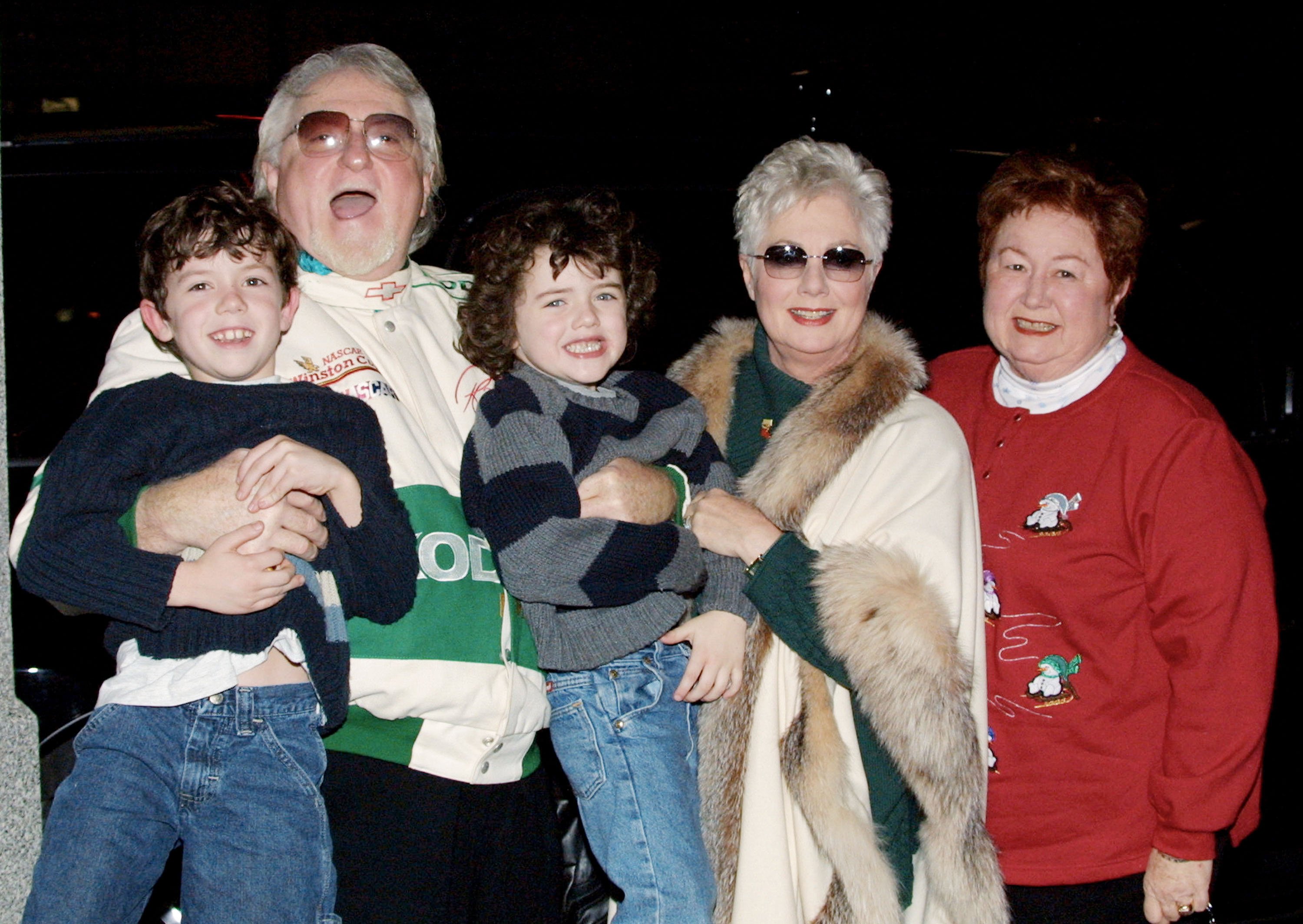 Marty Ingels, Shirley Jones, their housekeeper, and grandchildren at the premiere screening of "The Adventures of Scooter McDougal" on December 22, 2002, in Encino, California. | Source: Frederick M. Brown/Getty Images