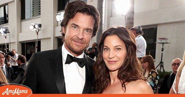 Actor Jason Bateman (L) and wife Amanda Anka attend the 2013 Vanity Fair Oscar Party at the Sunset Tower Hotel on February 24, 2013 in West Hollywood, California. | Photo: Getty Images