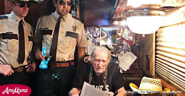 'Super Troopers' hold Willie Nelson's bong hostage