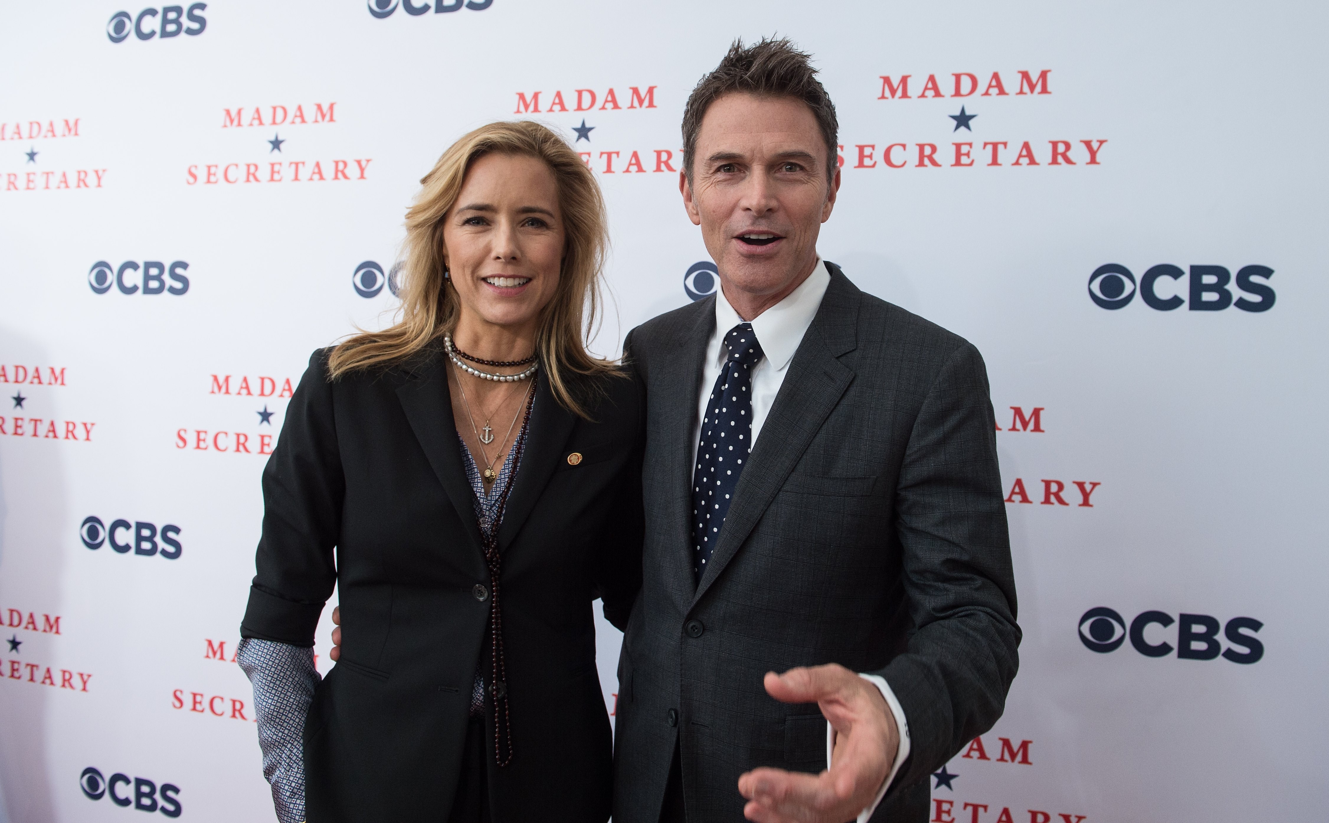 Téa Leoni and Tim Daly pose at the premiere of the new television series "Madam Secretary" in Washington on September 18, 2014, in Washington, D.C. | Source: Getty Images