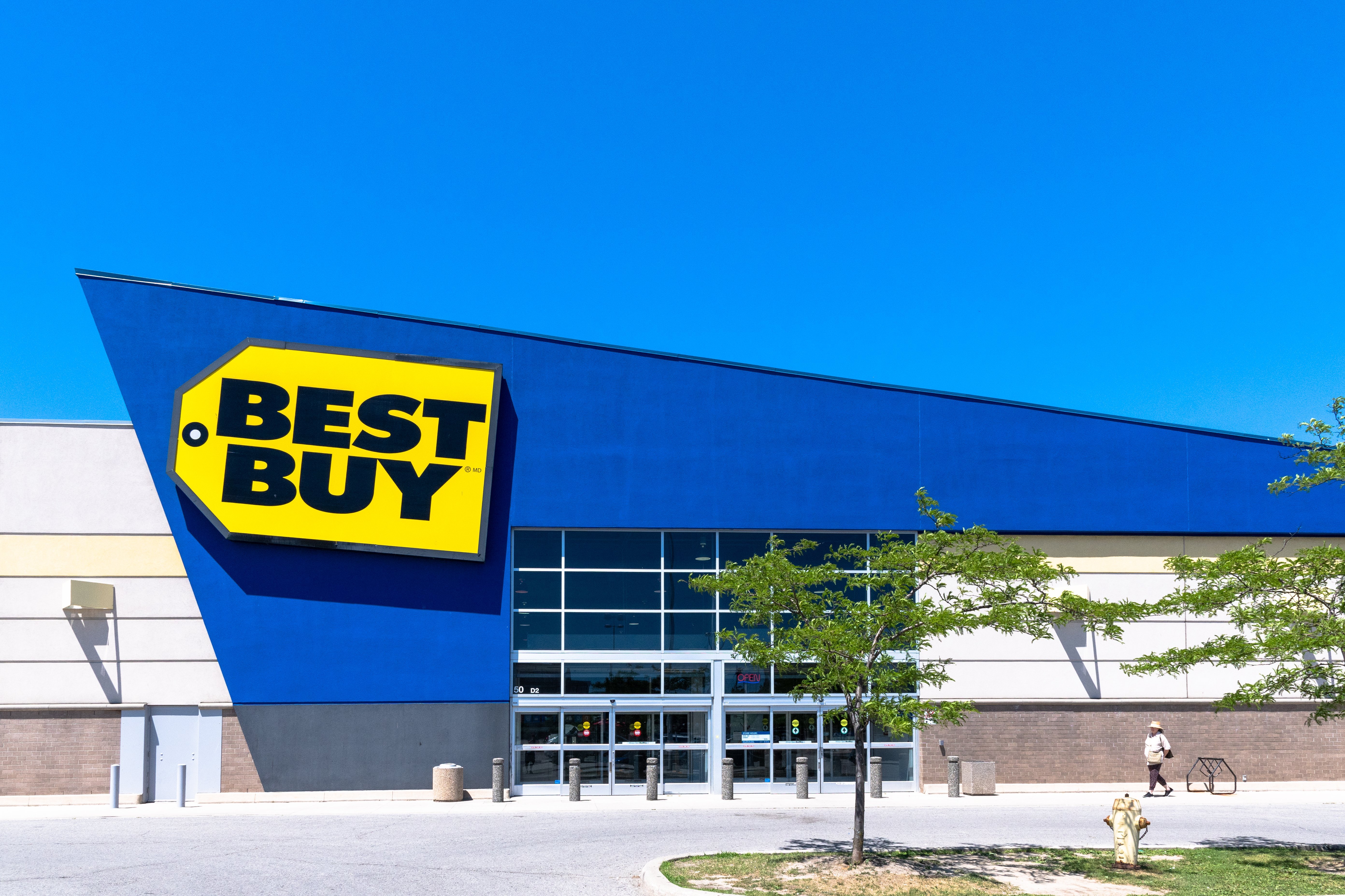 Best Buy Store. | Photo: Shutterstock Best Buy Store. | Photo: Shutterstock