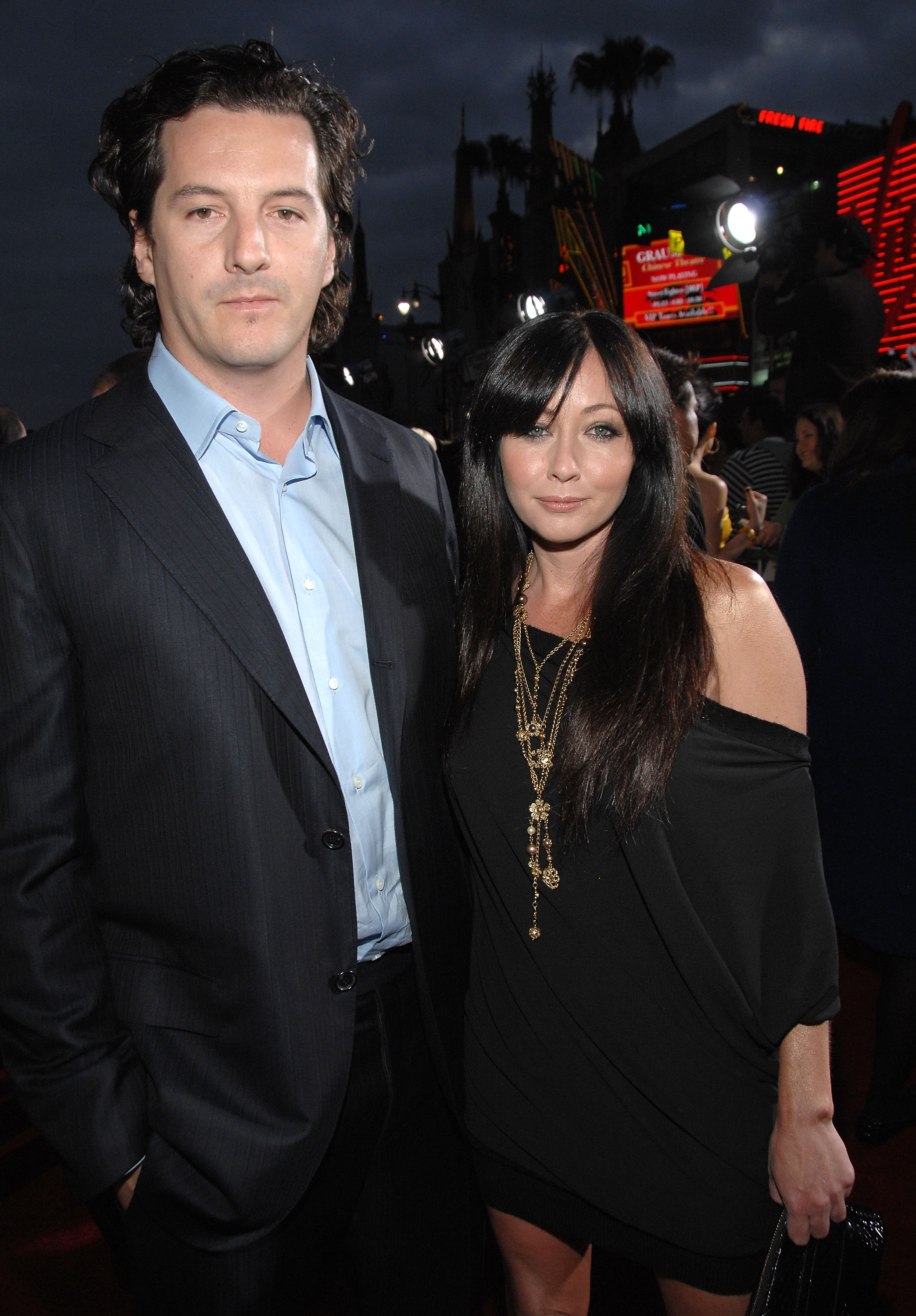 Kurt Iswarienko and Shannen Doherty at the premiere of "Race To Witch Mountain" on March 11, 2009, in Hollywood, California. | Source: Getty Images