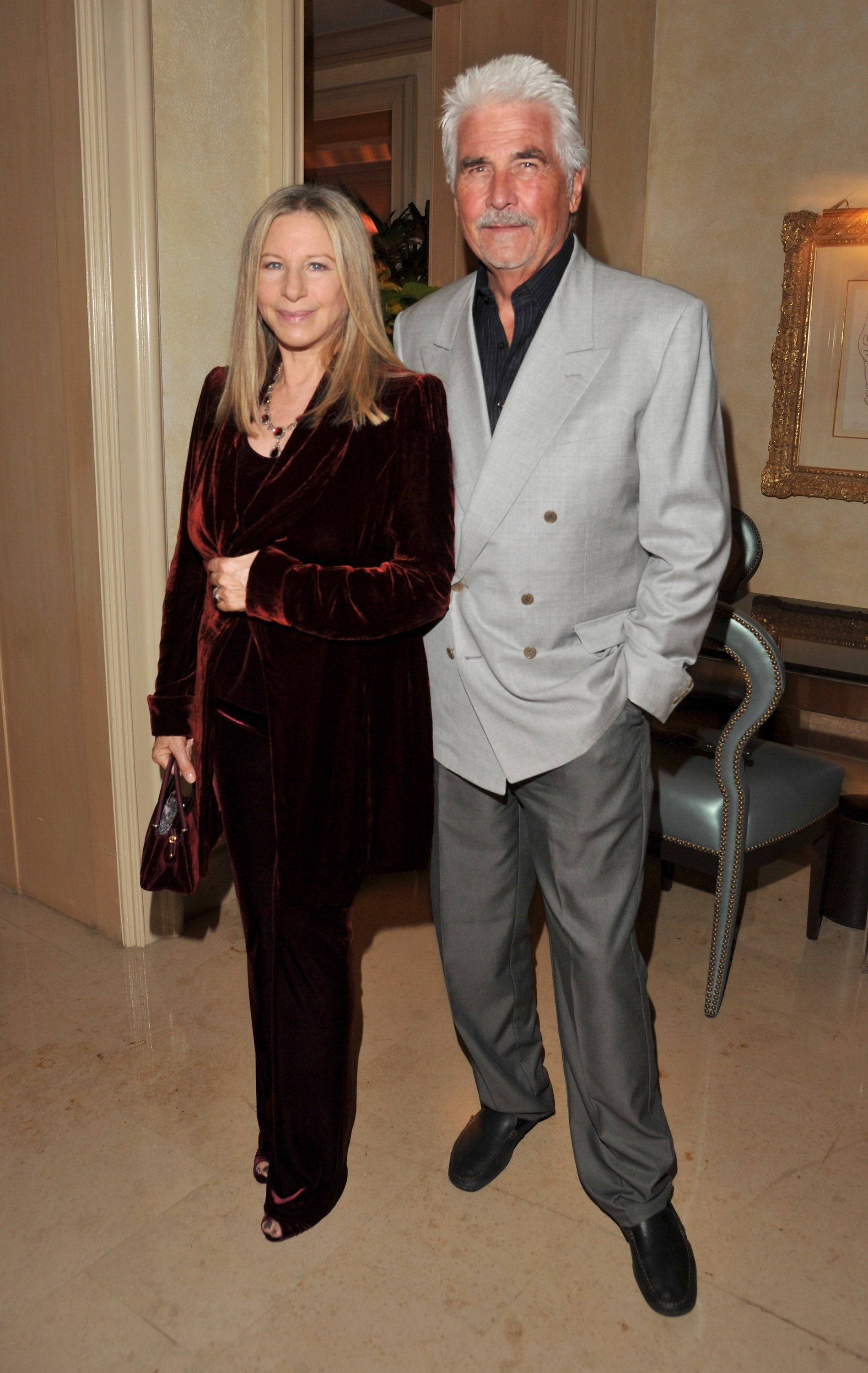 Barbra Streisand and James Brolin at ELLE's 18th Annual Women in Hollywood Tribute on October 17, 2011 in Beverly Hills, California. | Photo: Getty Images