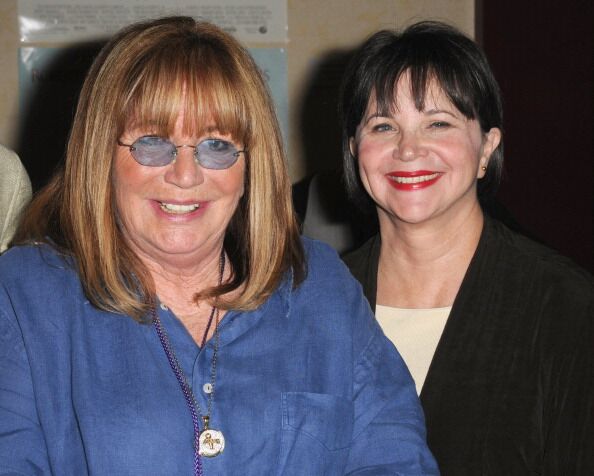 Penny Marshall and actress Cindy Williams participate in The Hollywood Show. | Source: Getty Images