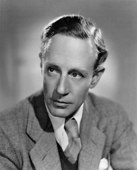 Leslie Howard, actor de teatro y cine, director y productor inglés. Año 1939. | Imagen: Wikimedia Commons Leslie Howard, actor de teatro y cine, director y productor inglés. Año 1939. | Imagen: Wikimedia Commons