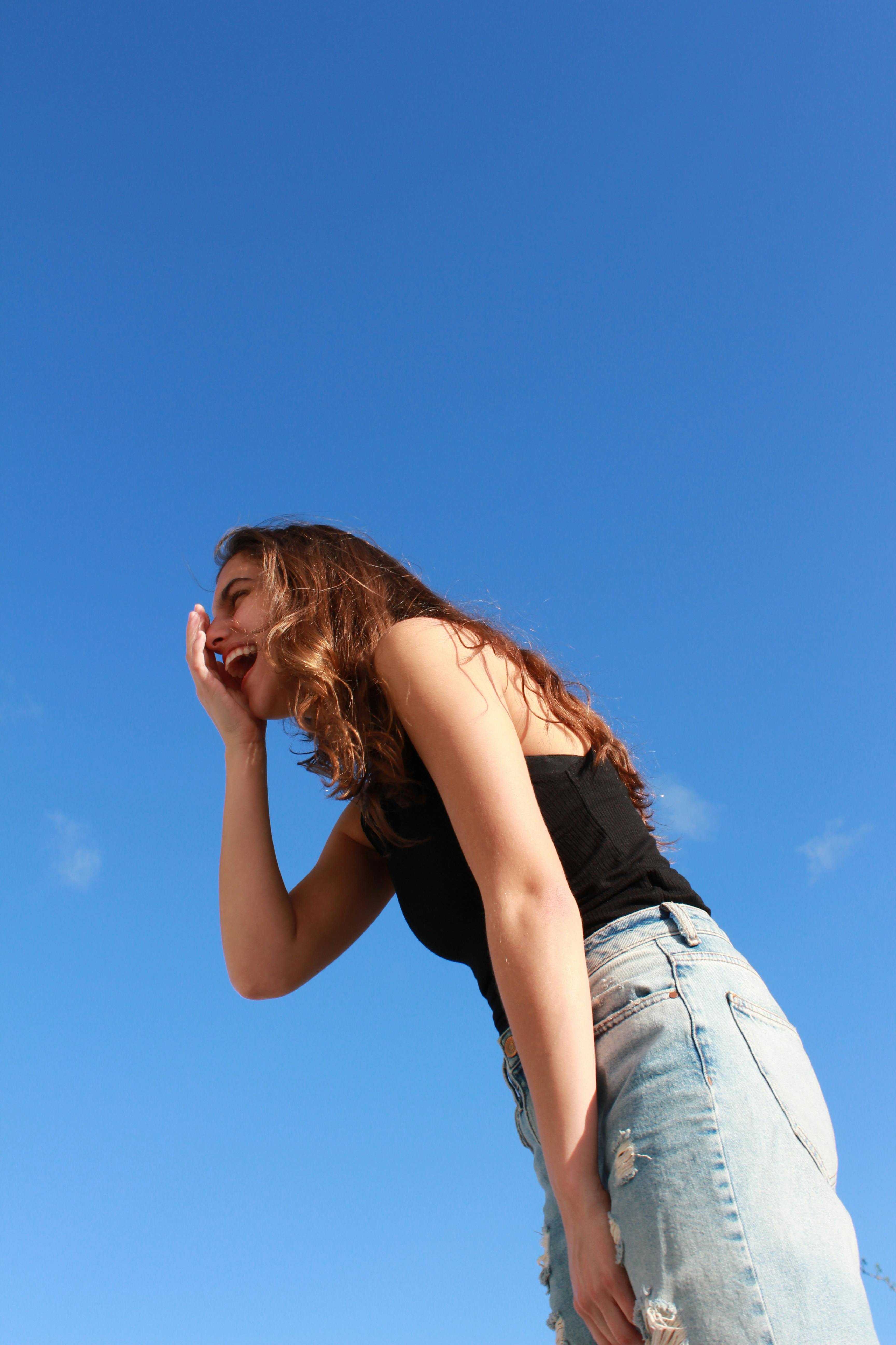 A laughing woman | Source: Pexels