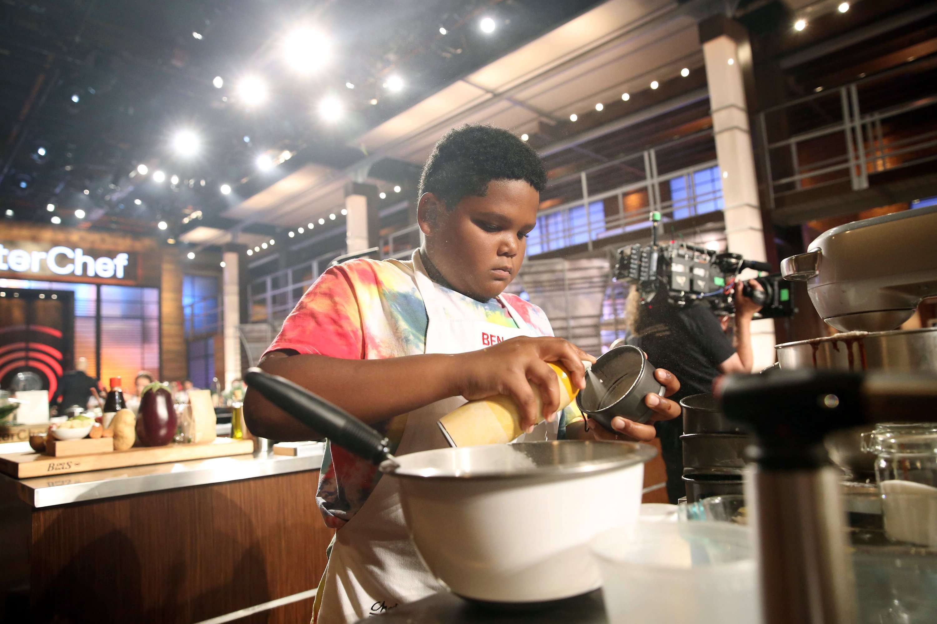 Ben Watkins pictured during the filming of "MasterChef Junior" in 2018. |Source: Getty Images