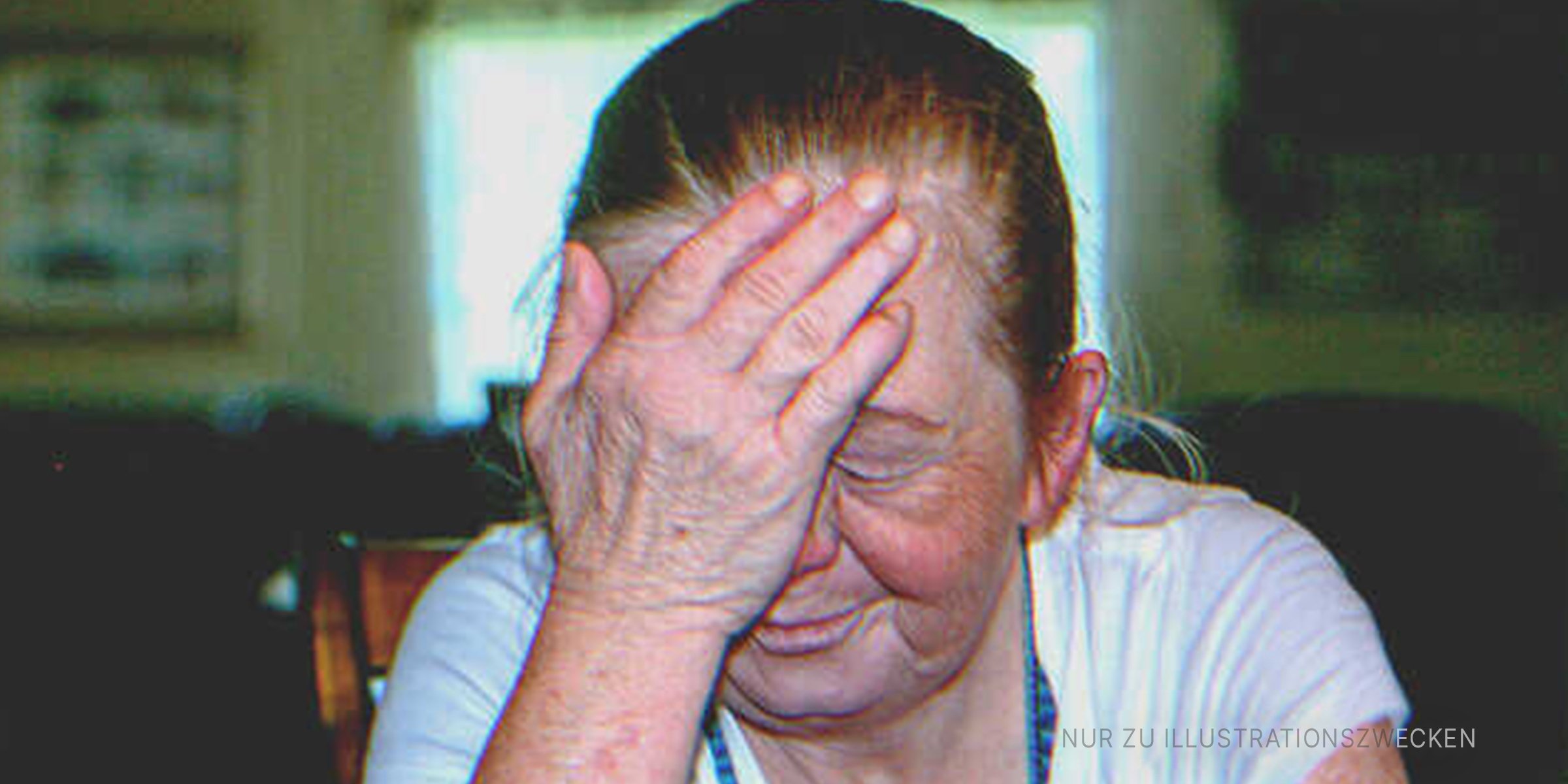 Eine verärgerte ältere Frau | Quelle: Getty Images