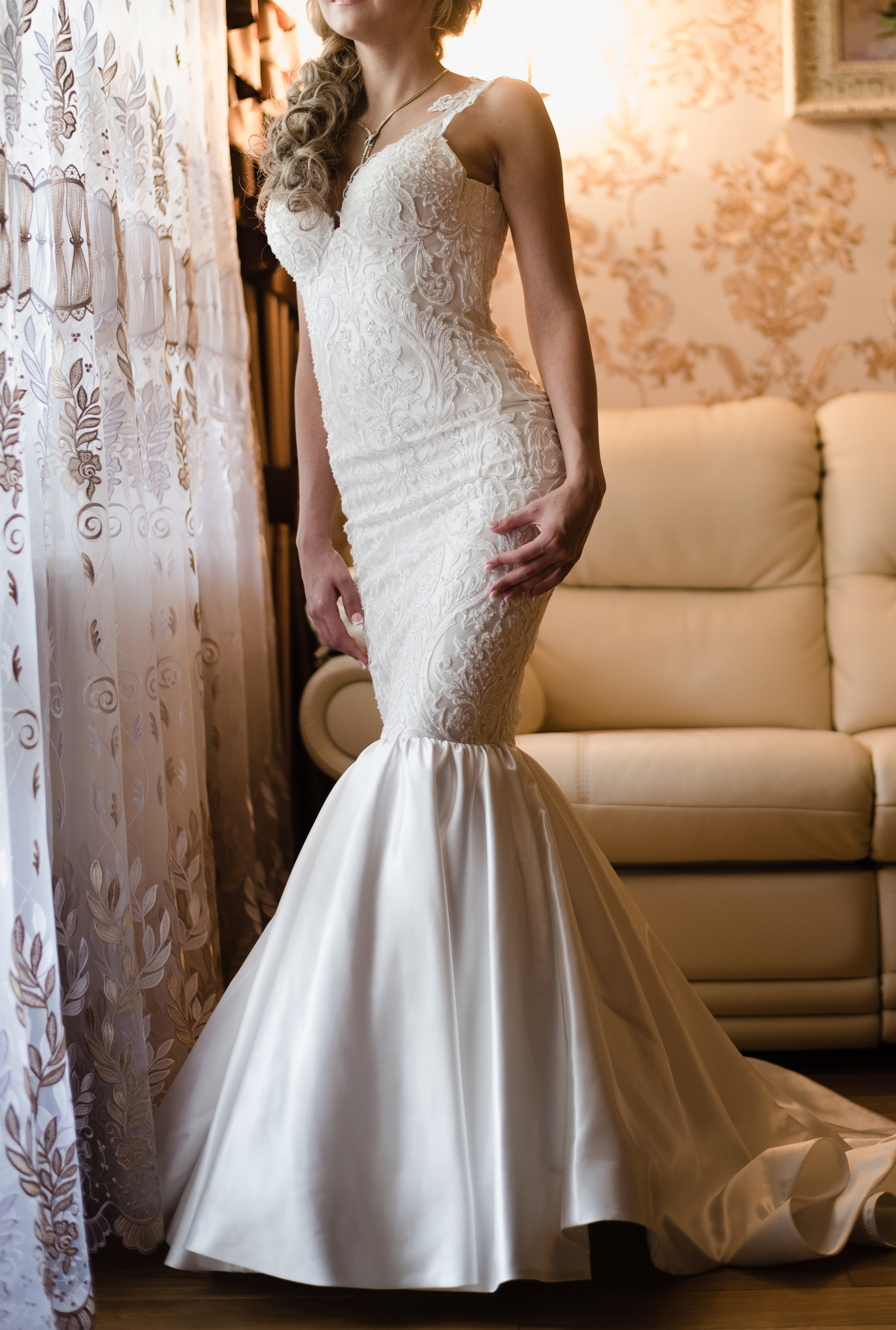 A woman in a wedding dress | Source: Shutterstock