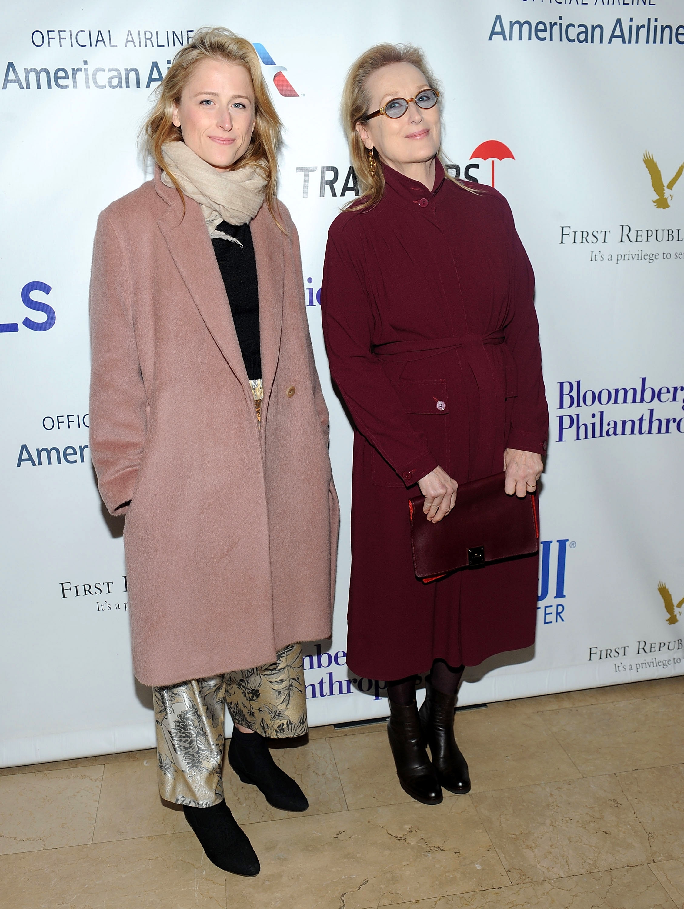 Mamie Gummer(L) and Meryl Streep in New York City on November 20, 2015 | Source: Getty Images