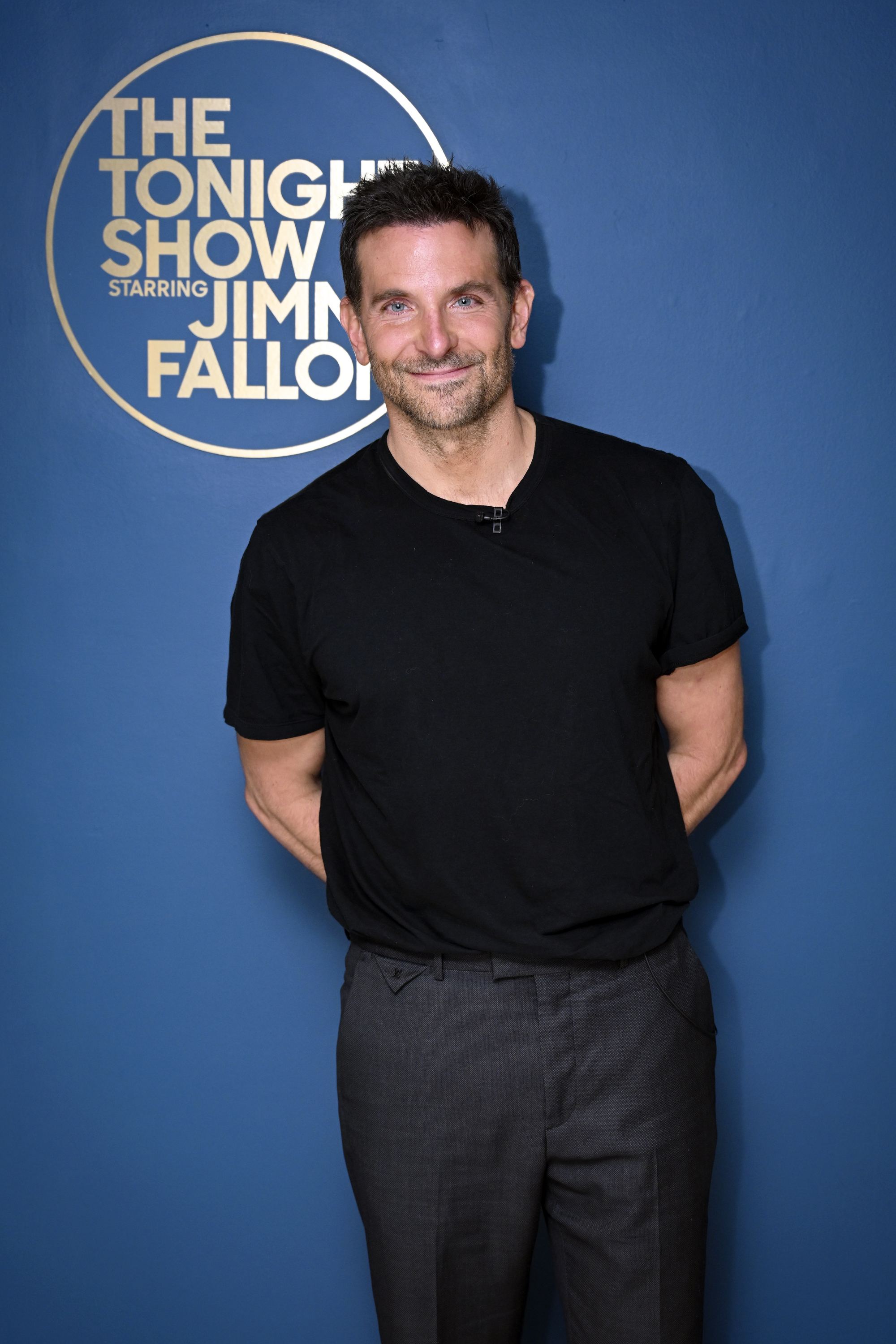 Bradley Cooper backstage at "The Tonight Show Starring Jimmy Fallon" on December 19, 2023 | Source: Getty Images