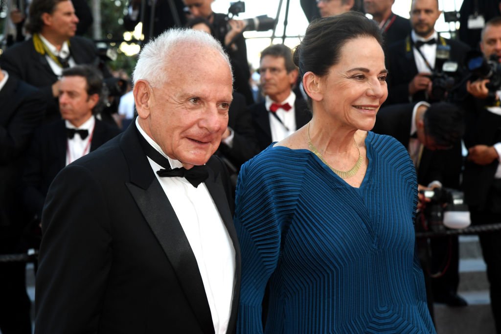 Robert Hossein et Caroline Eliacheff | Photo : Getty Images