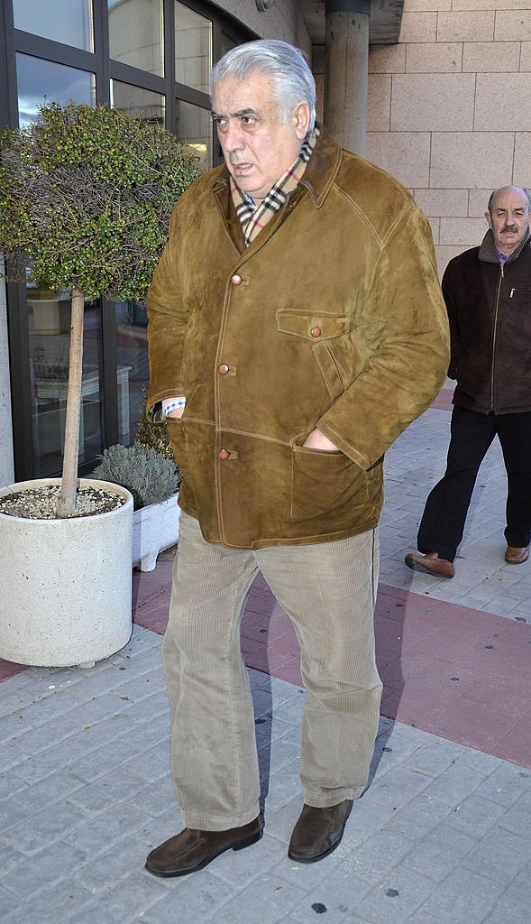 Lorenzo Sanz asiste a la capilla funeraria del ex entrenador del equipo nacional de fútbol español Luis Aragones, quien murió a los 75 años el 01 de febrero de 2014 en Madrid, España. | Foto: Getty Images Lorenzo Sanz asiste a la capilla funeraria del ex entrenador del equipo nacional de fútbol español Luis Aragones, quien murió a los 75 años el 01 de febrero de 2014 en Madrid, España. | Foto: Getty Images