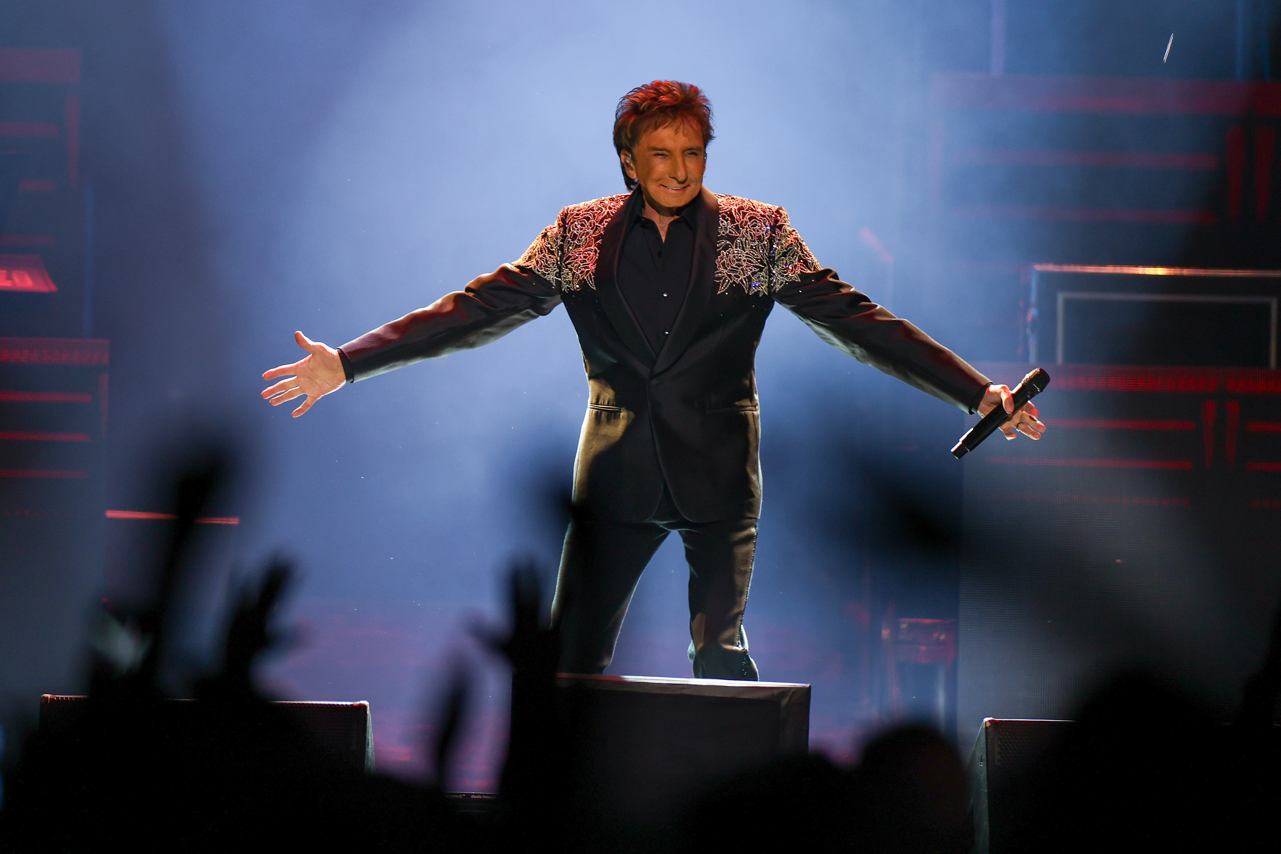Barry Manilow. | Source: Getty Images